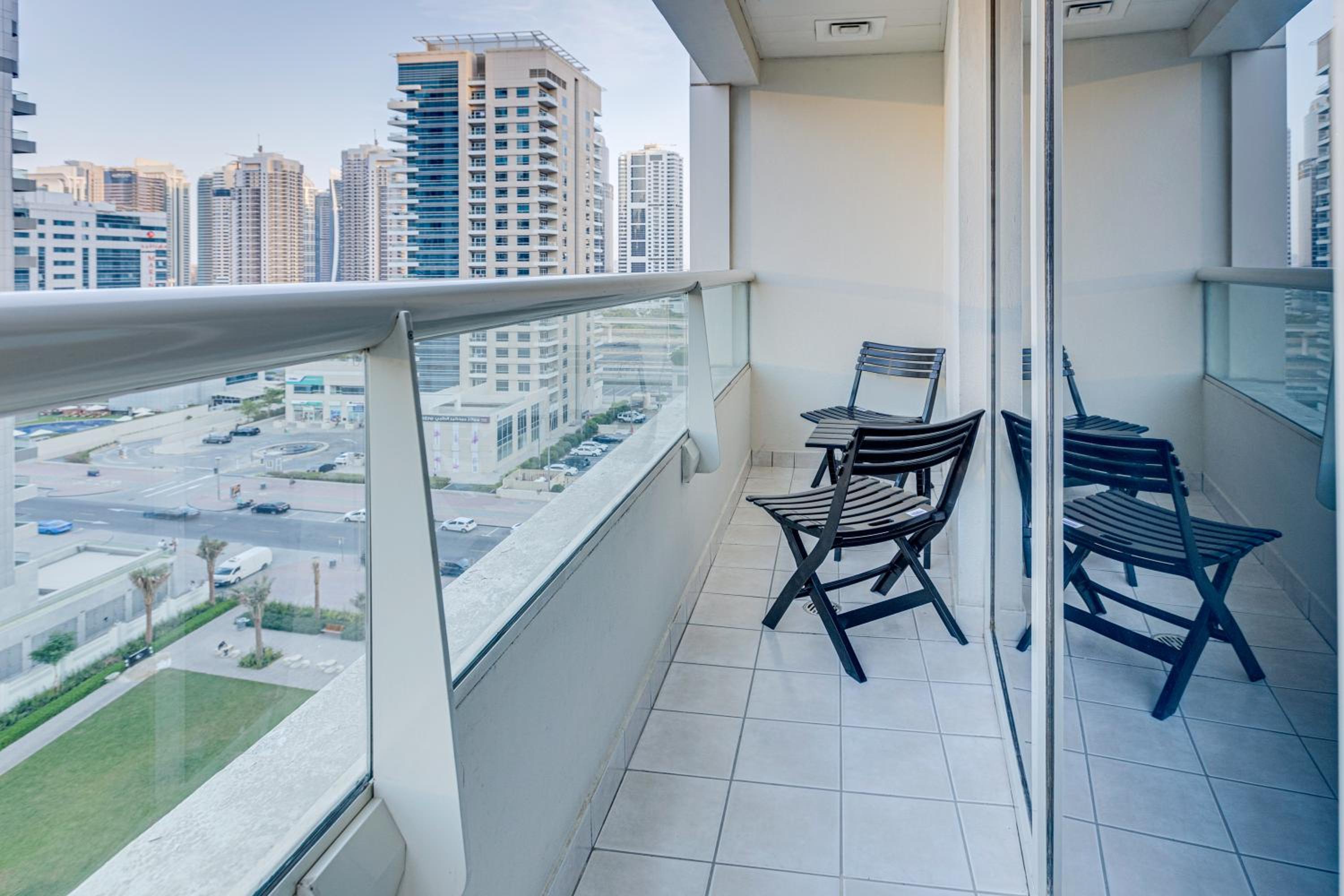 Great views from New apartment in Dubai Marina