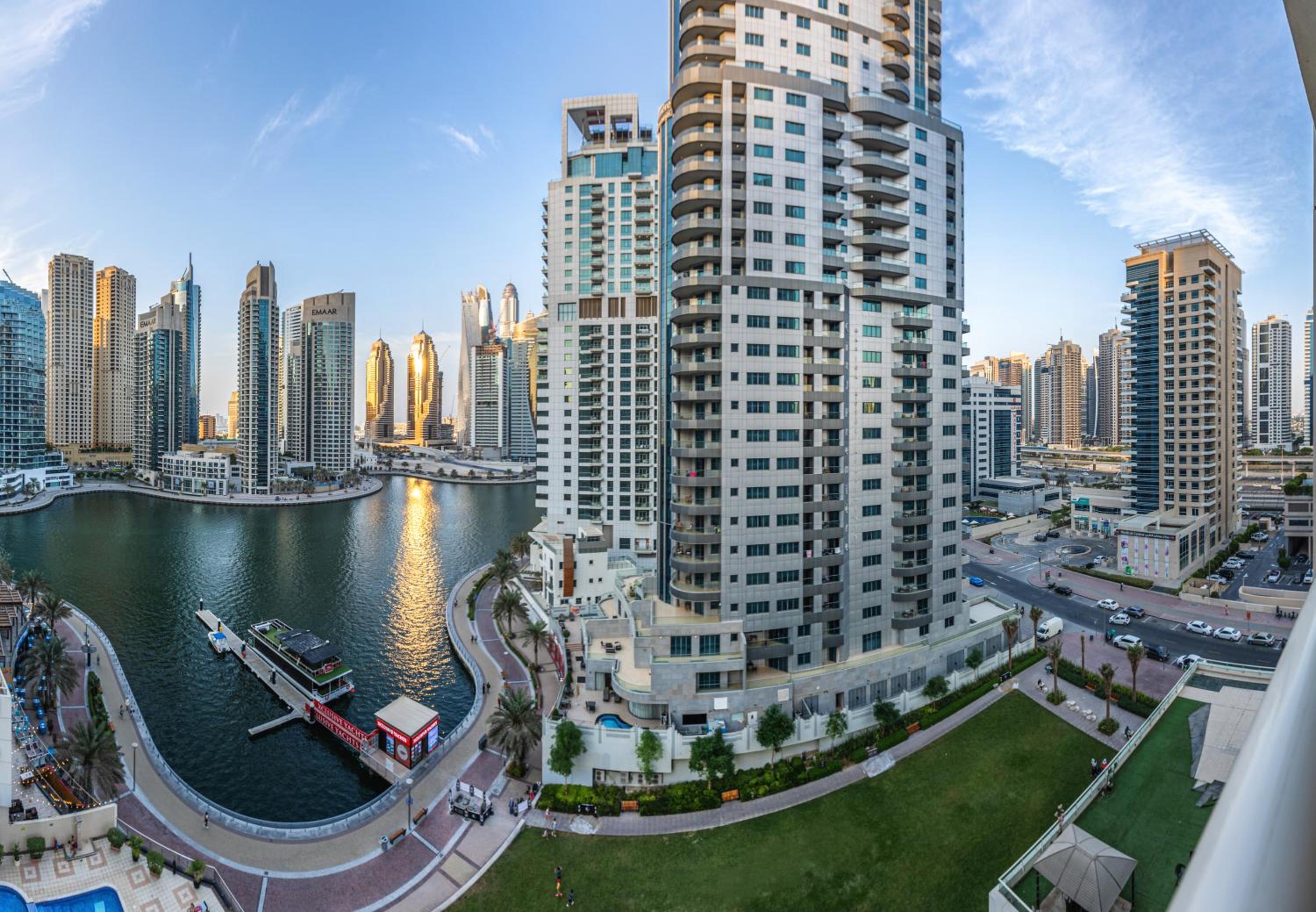 Great views from New apartment in Dubai Marina