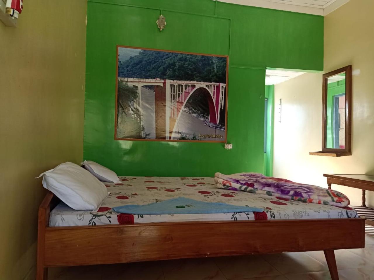 Photo 13