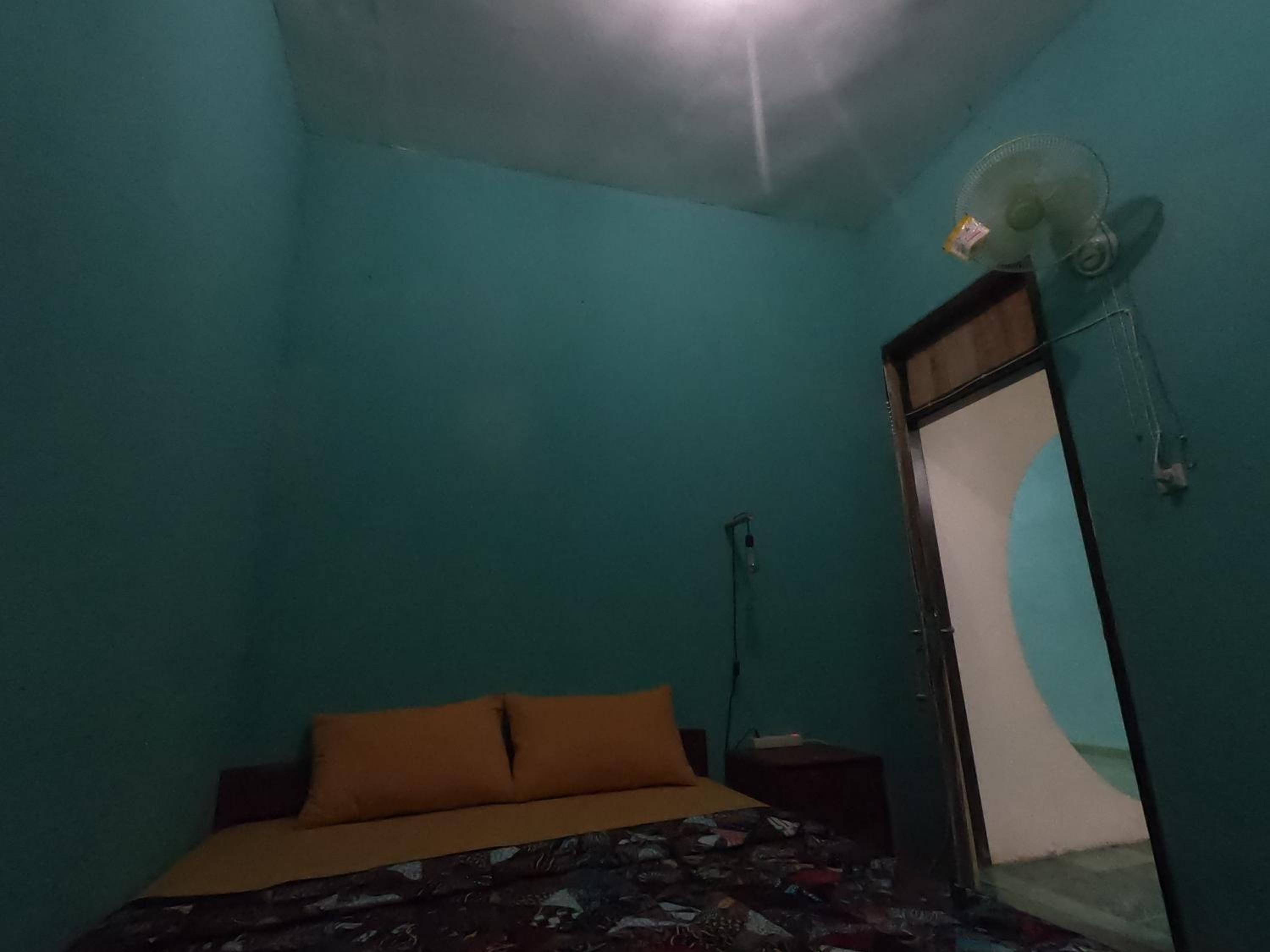 OWL HOSTEL Karimunjawa view 4