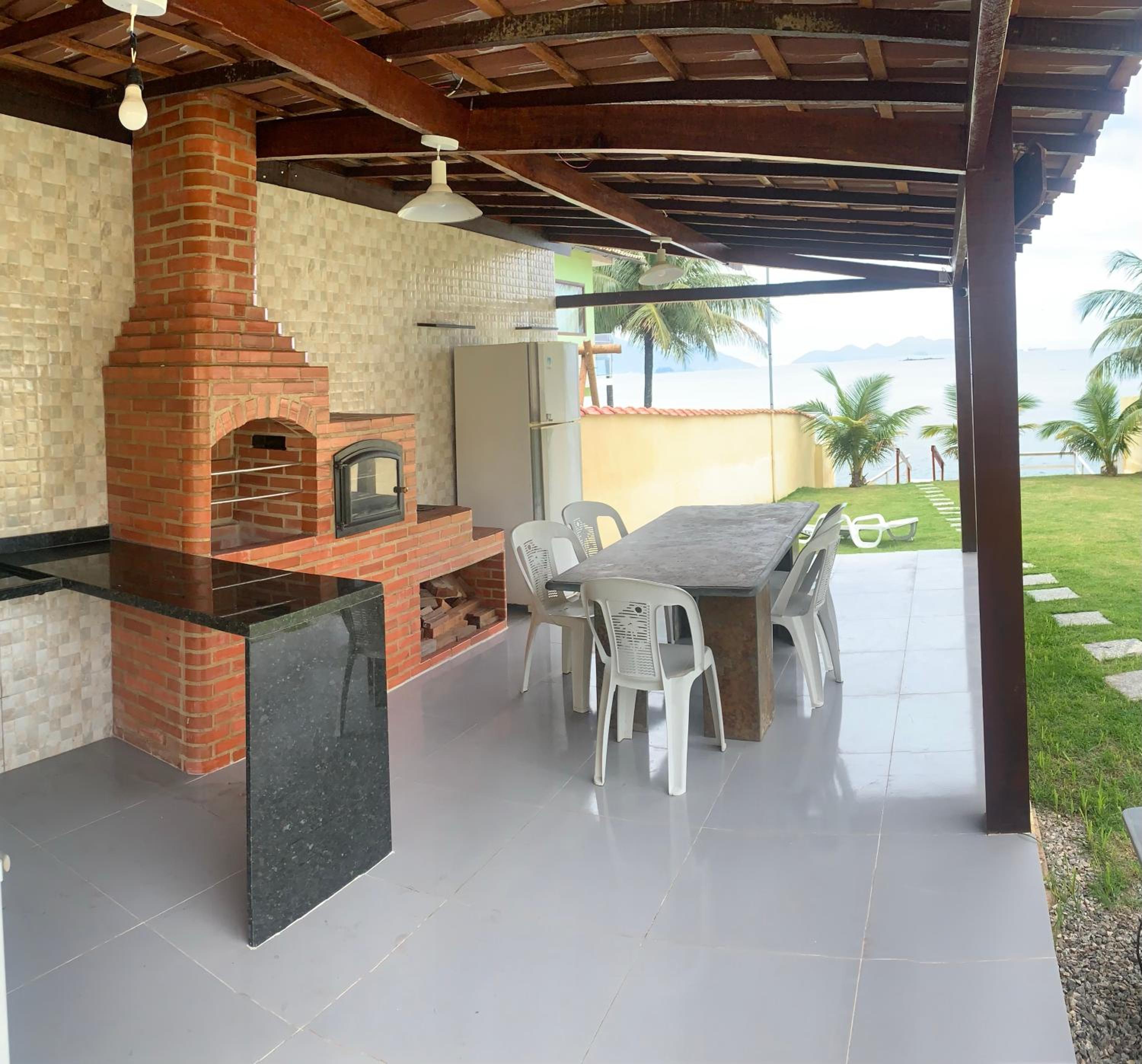 Casa para temporada com vista para o Mar