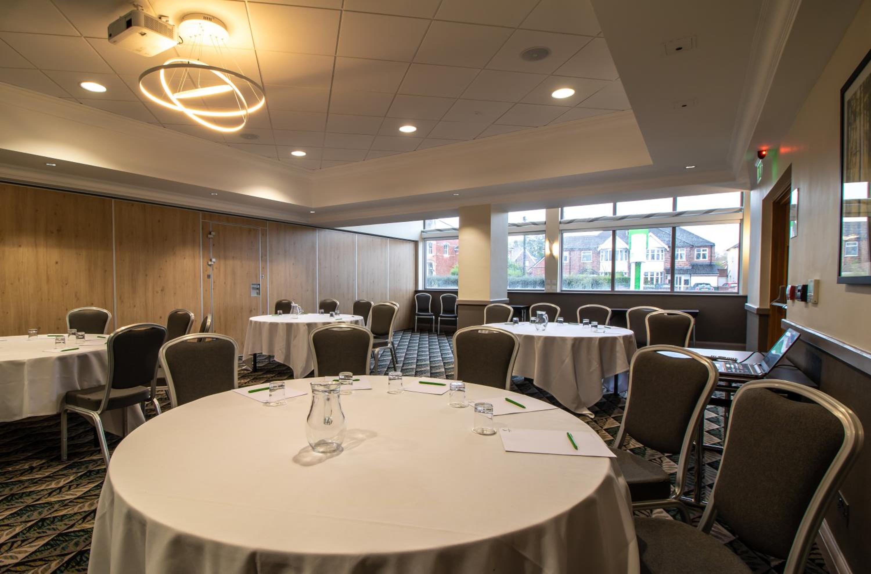 Leicester Vacations - Holiday Inn - Leicester - Wigston, an IHG Hotel - Property Image 31