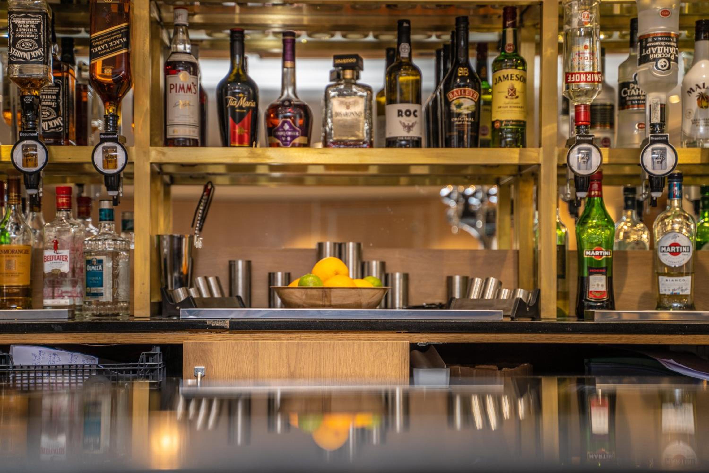 Leicester Vacations - Holiday Inn - Leicester - Wigston, an IHG Hotel - Property Image 2