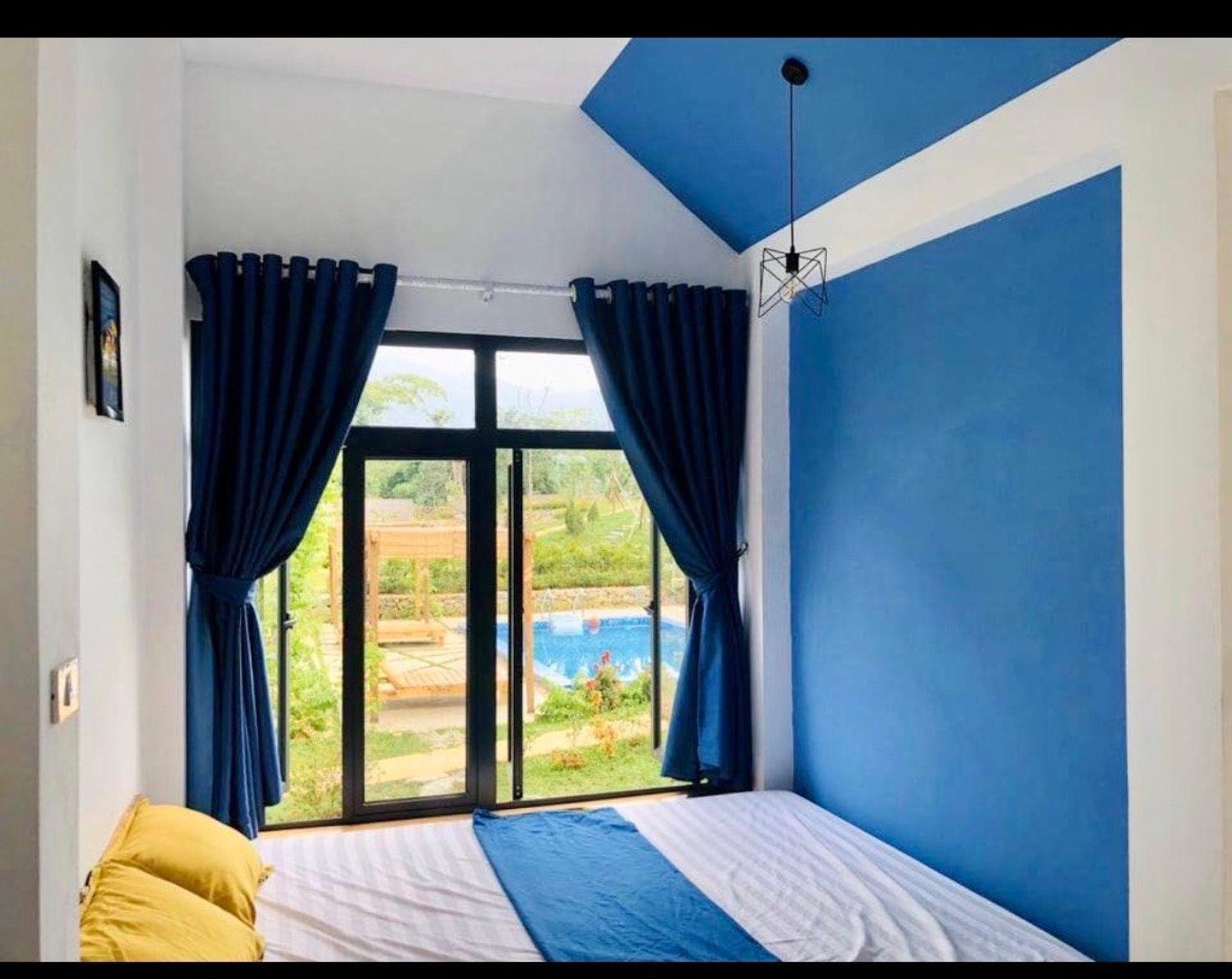 Padme Villas Ba Vì - Venuestay