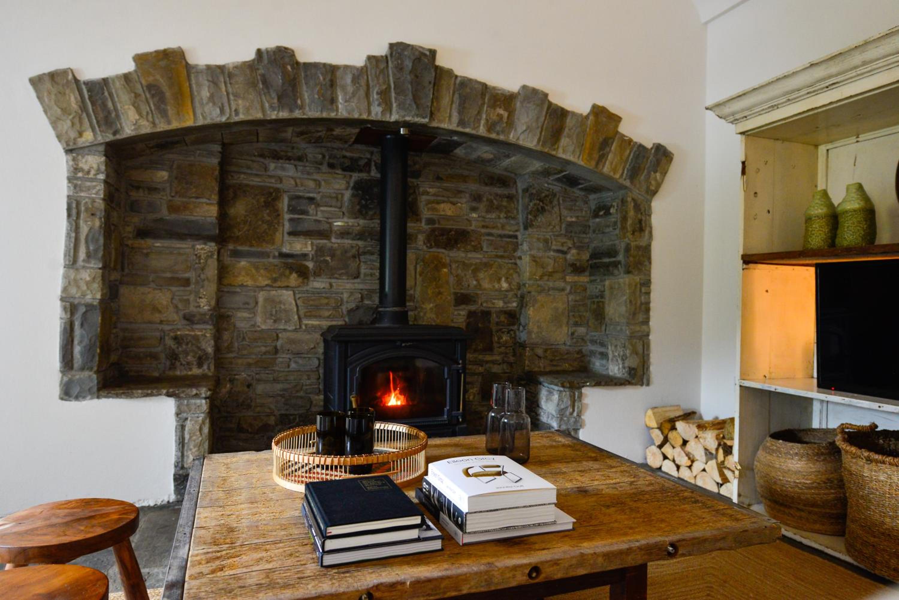 Russells Cottage view 3