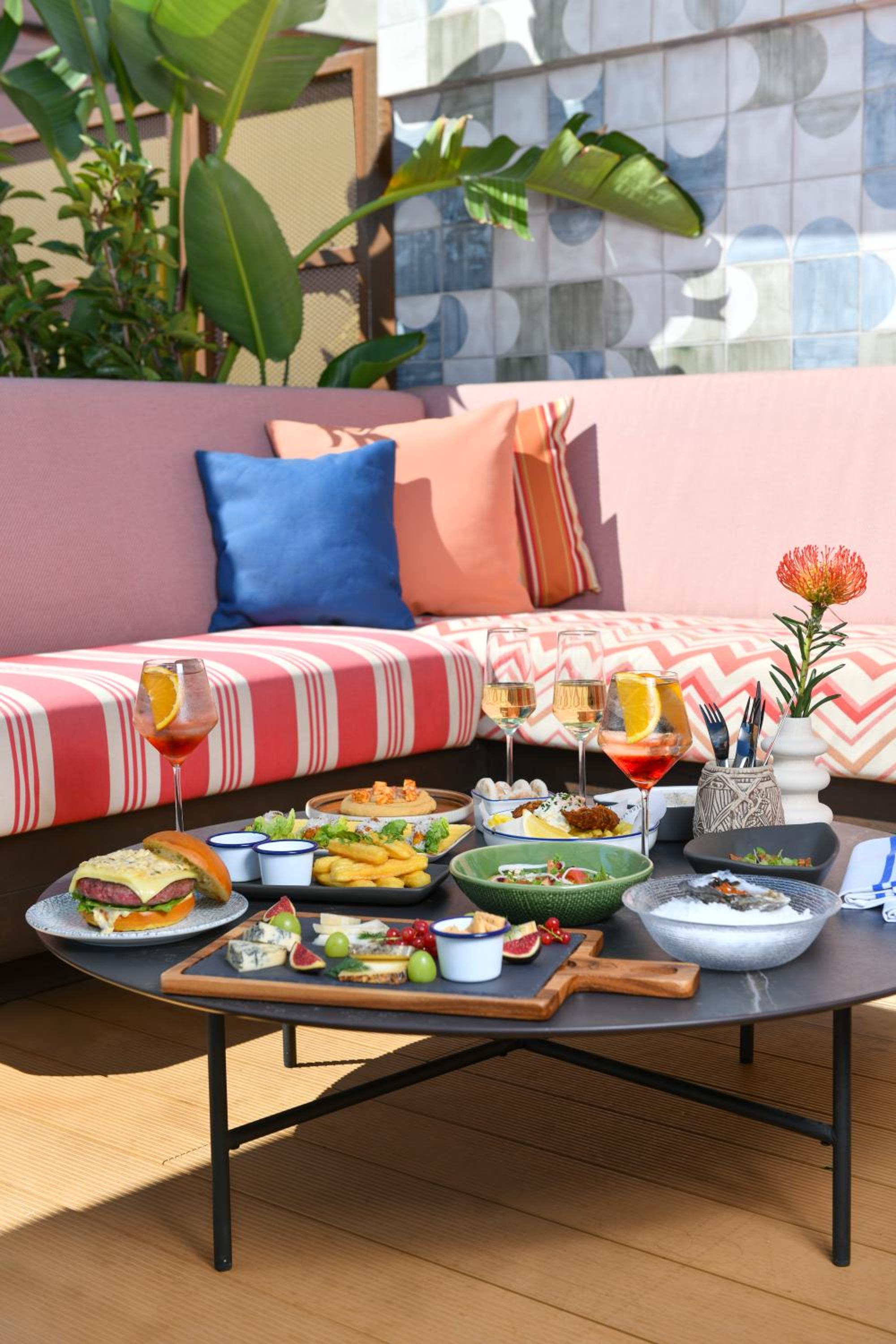 Kimpton Vividora Hotel by IHG 3