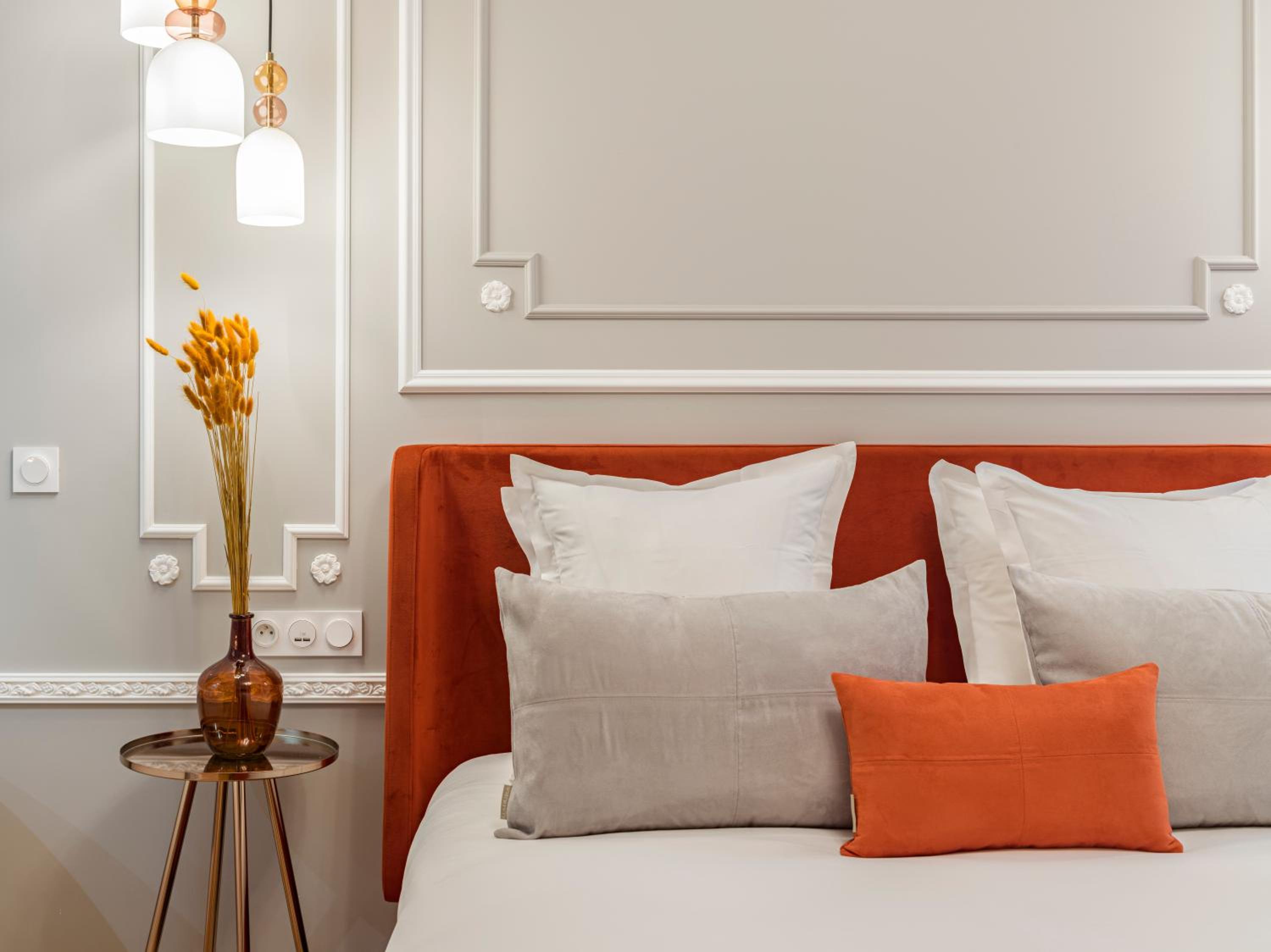 The Orange Haussmann