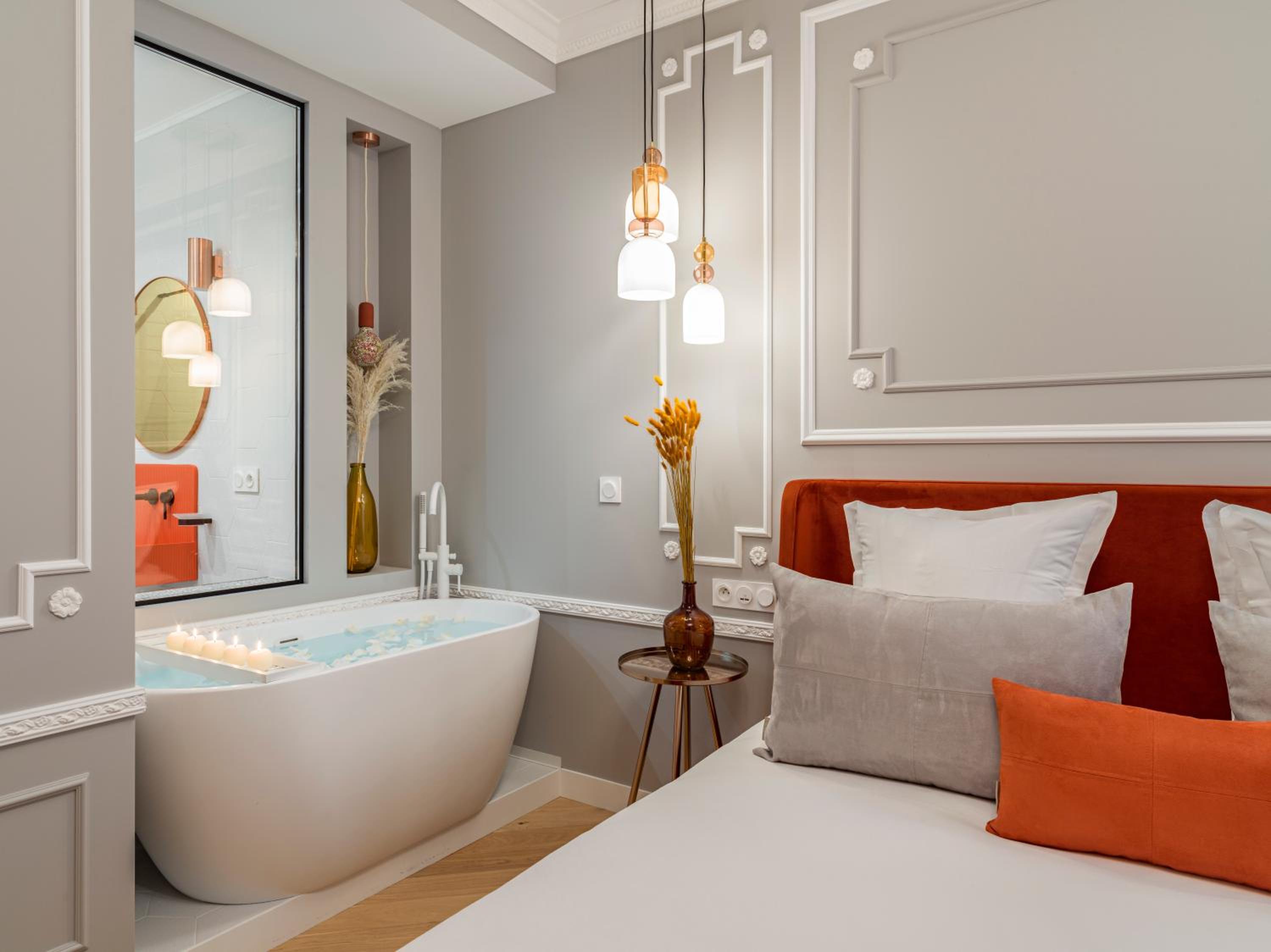 The Orange Haussmann