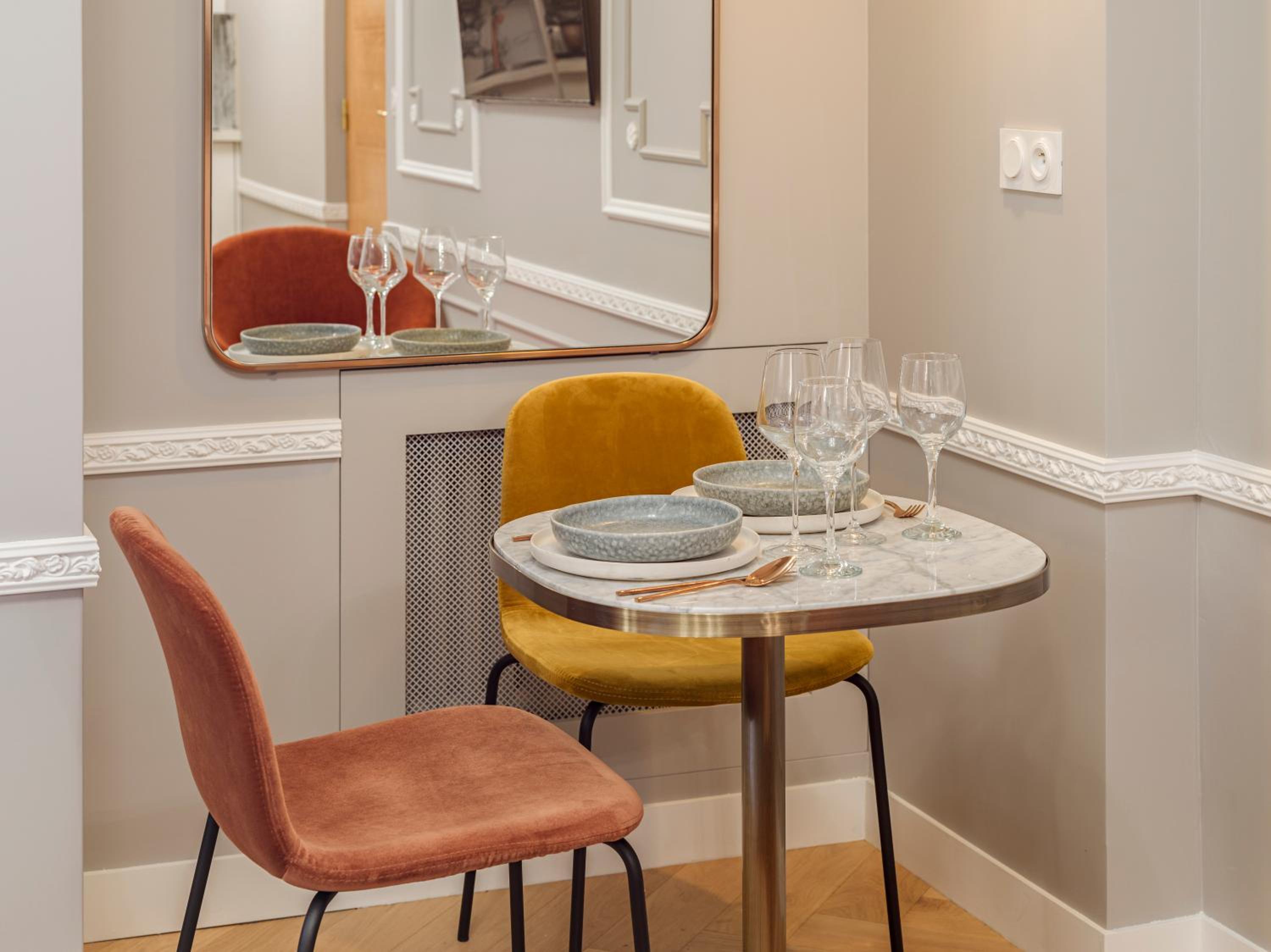 The Orange Haussmann