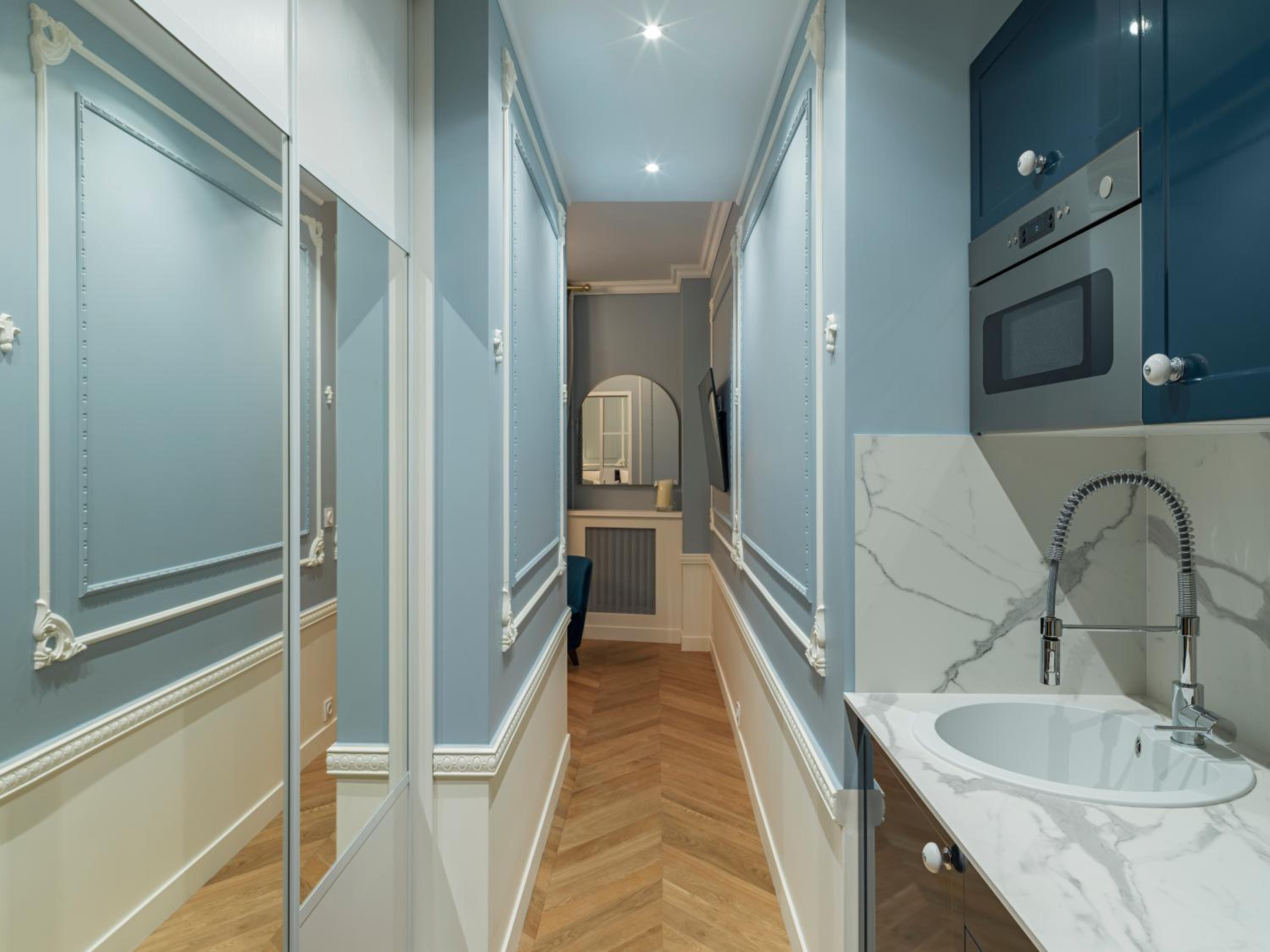 The Pompadour Suite