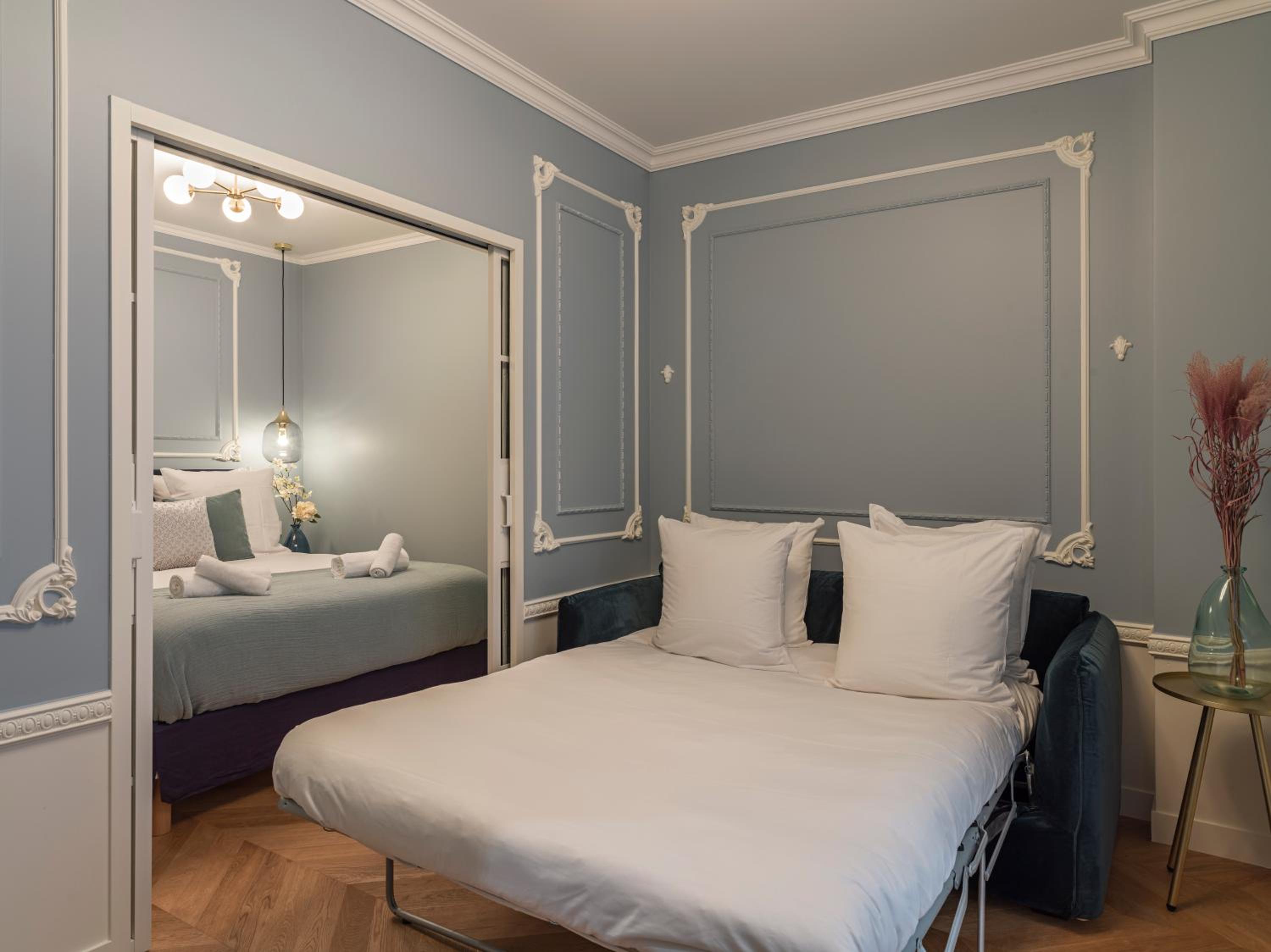 The Pompadour Suite