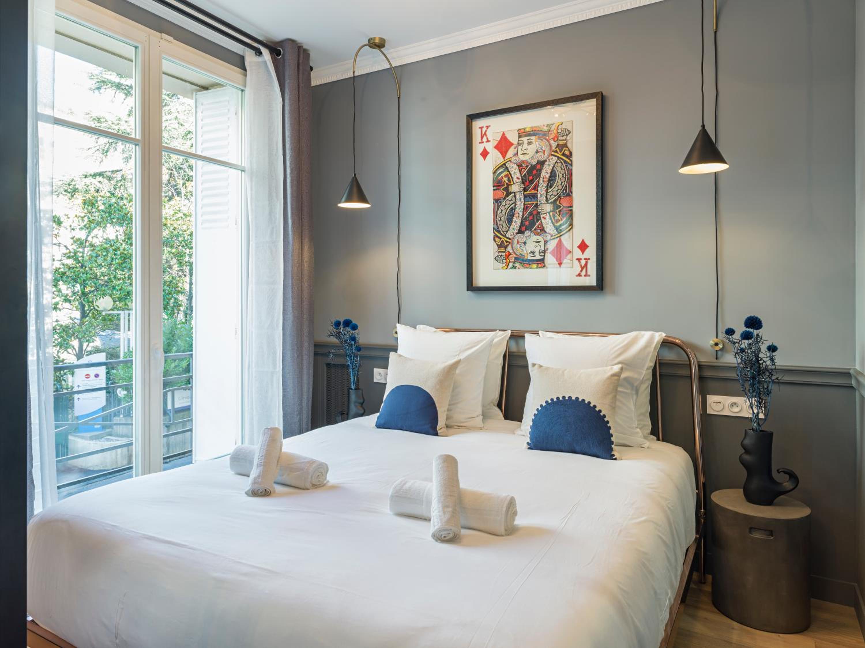 The Blue King Suite
