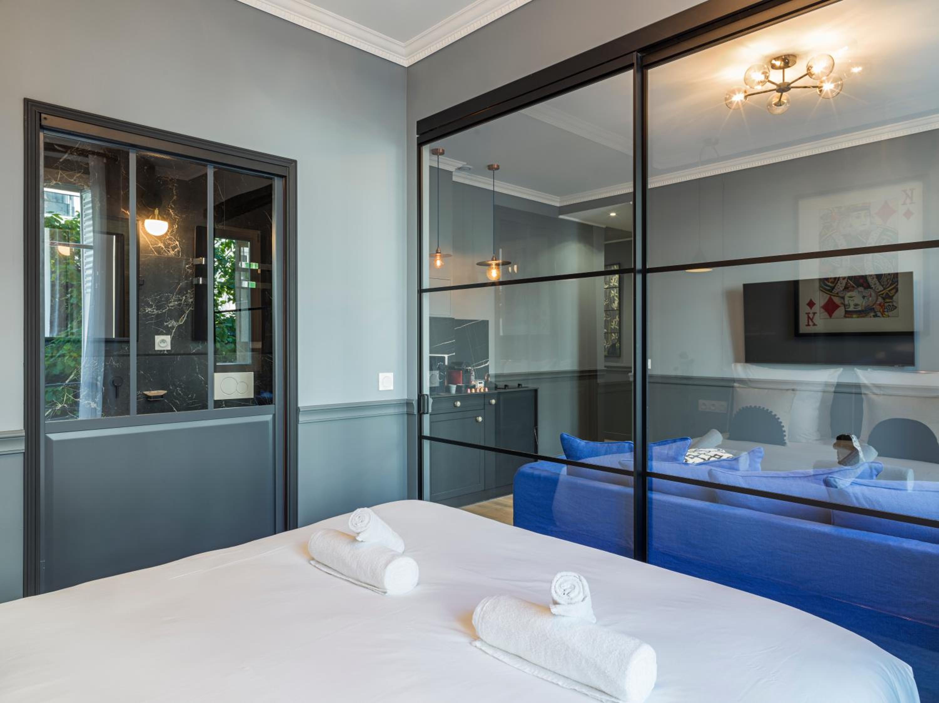 The Blue King Suite