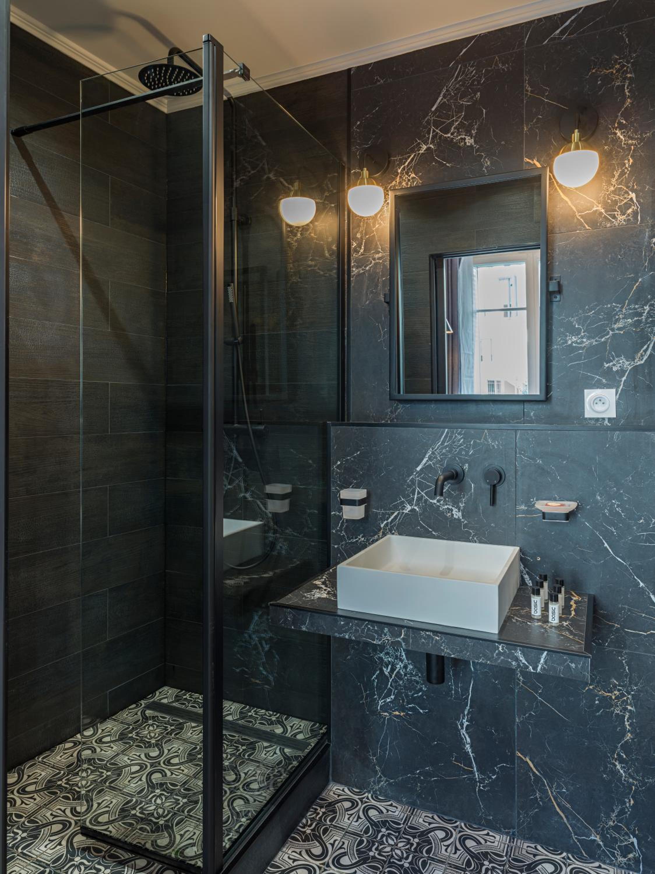 The Blue King Suite