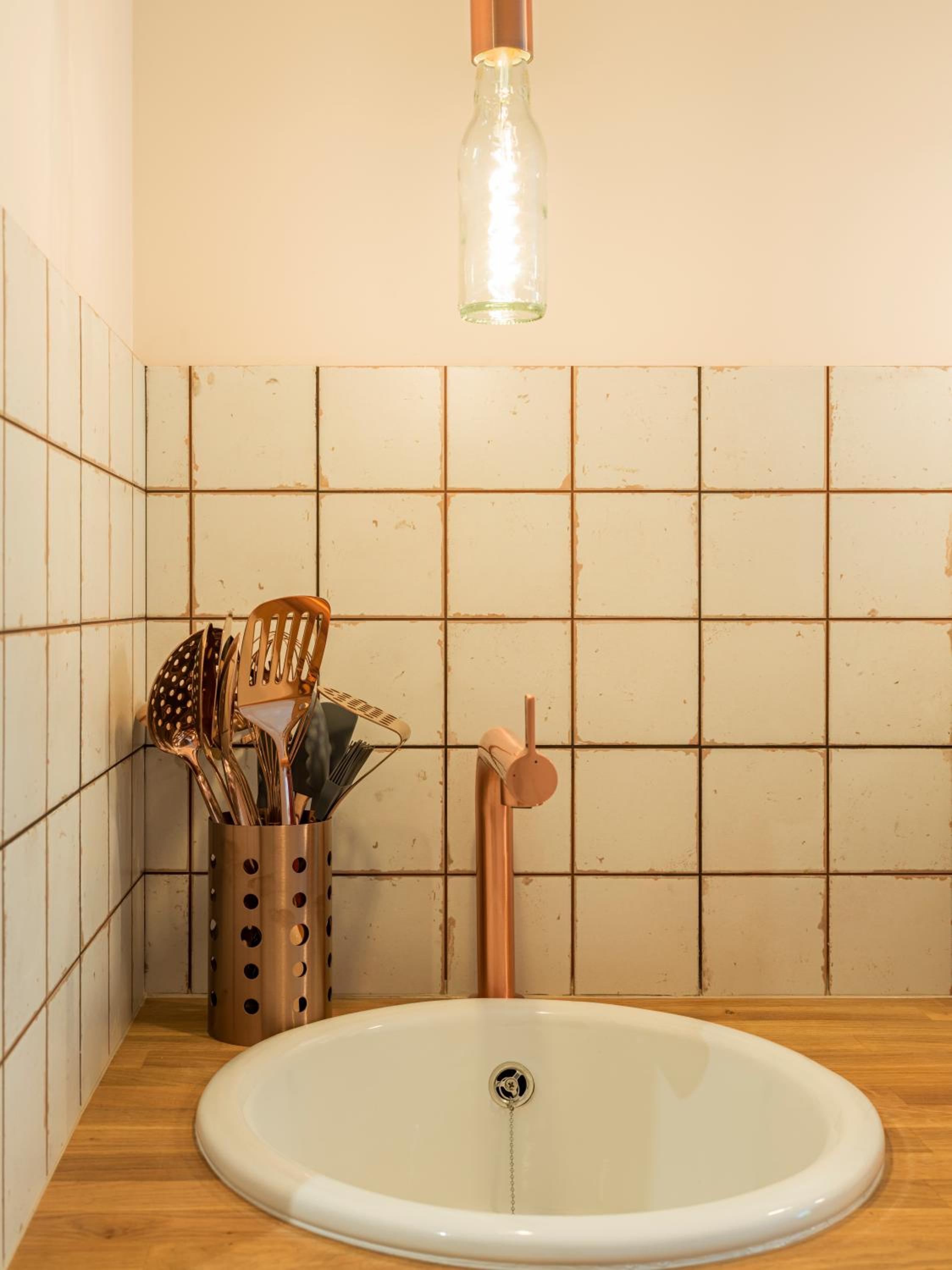 Pink & Wood cocoon