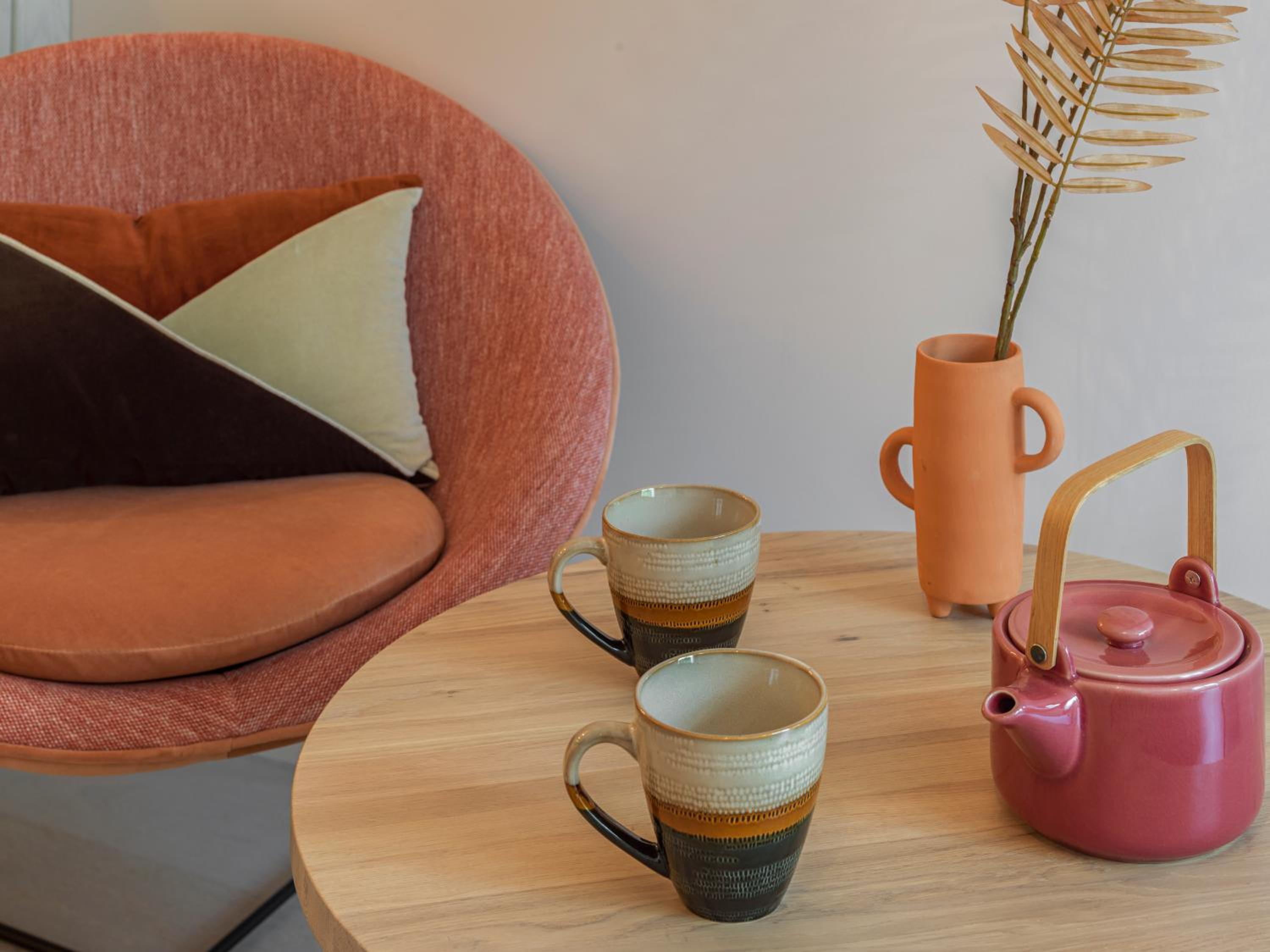 Pink & Wood cocoon
