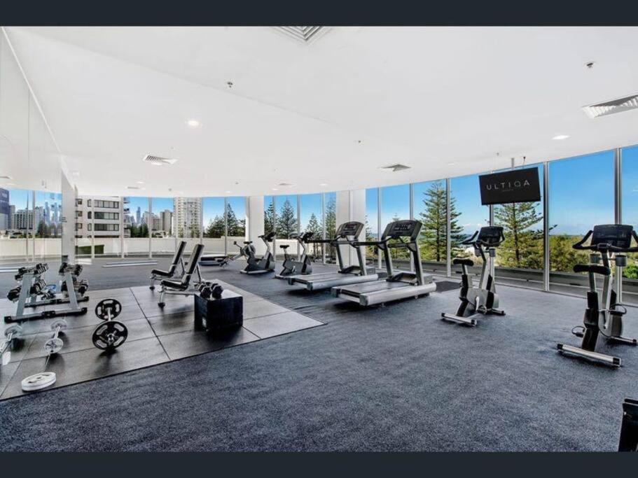 Air on Broadbeach Beachfront 2Level stunning apartment with 180 degree views view 3