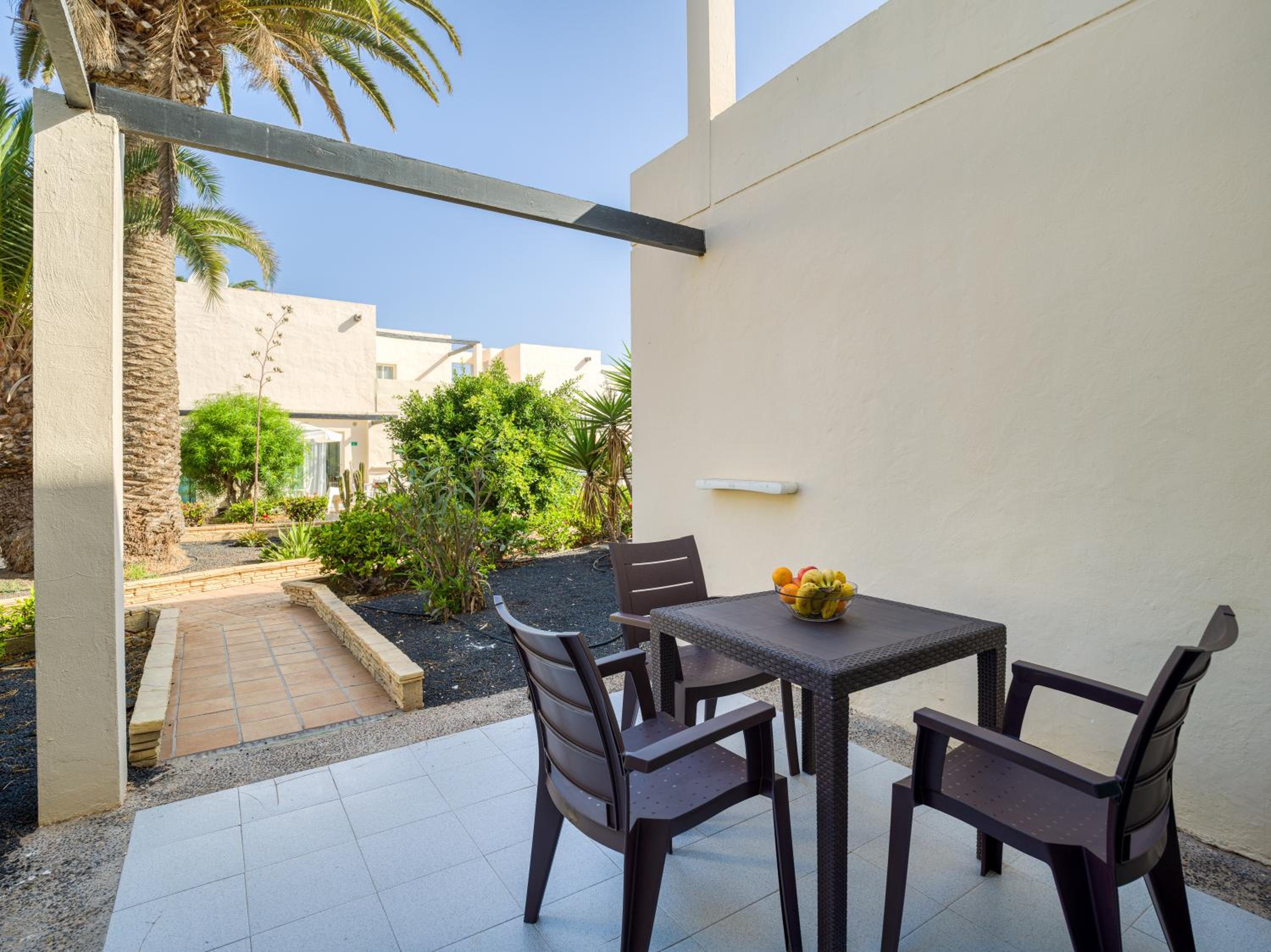 HomeForGuest Moderno Apartamento con piscina en Corralejo view 4