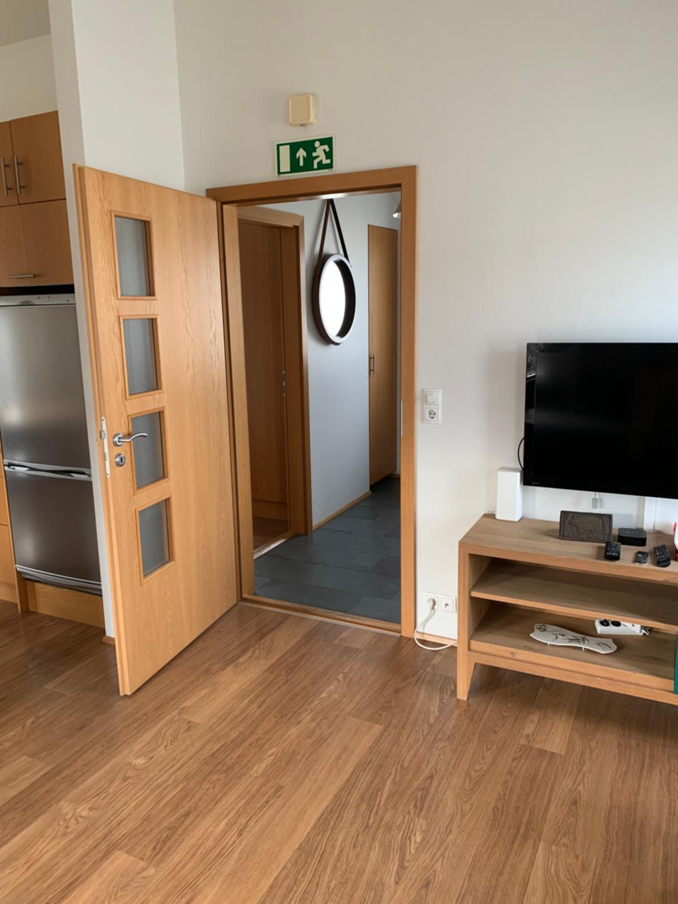 Mengi Apartments