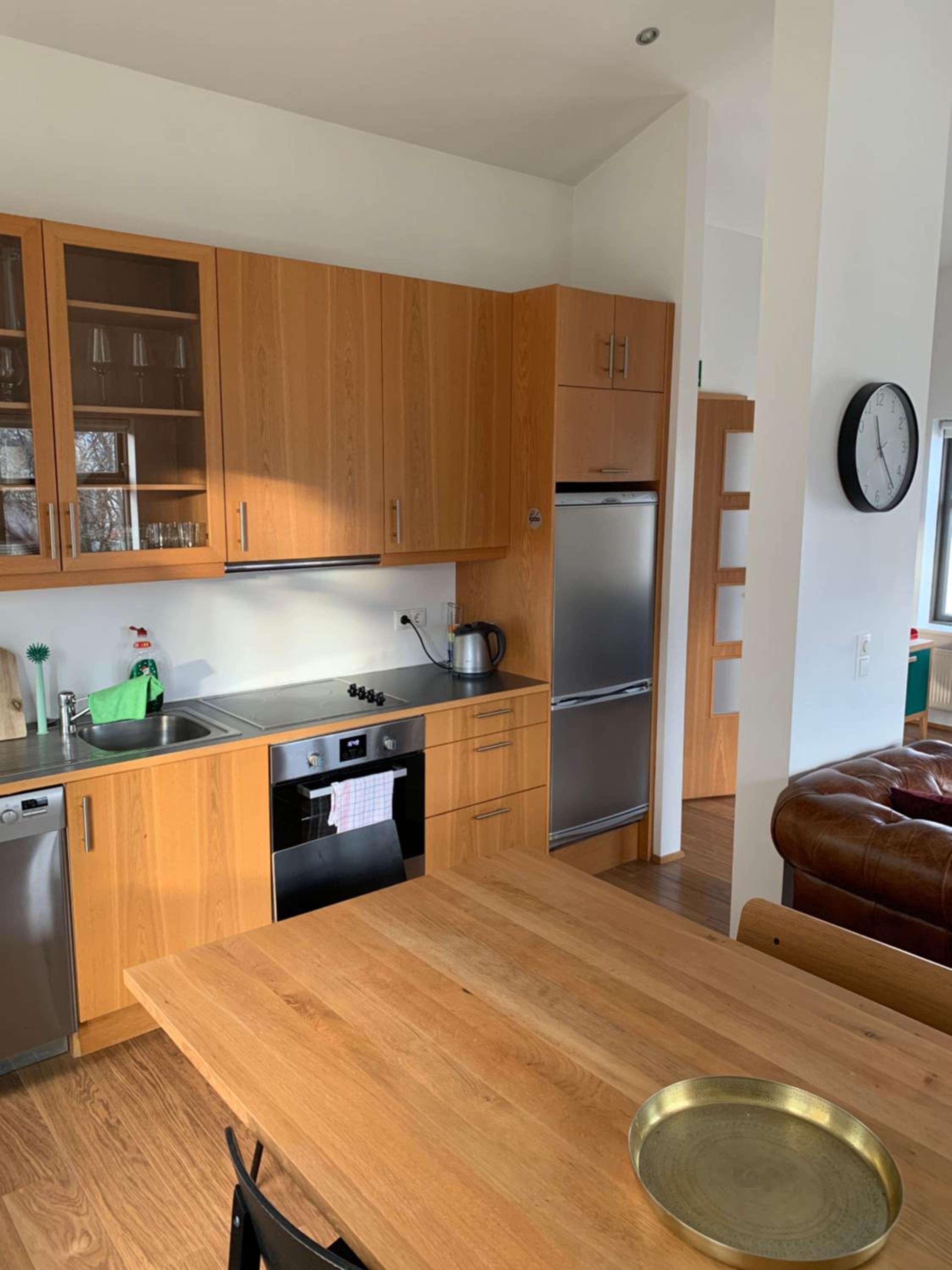 Mengi Apartments