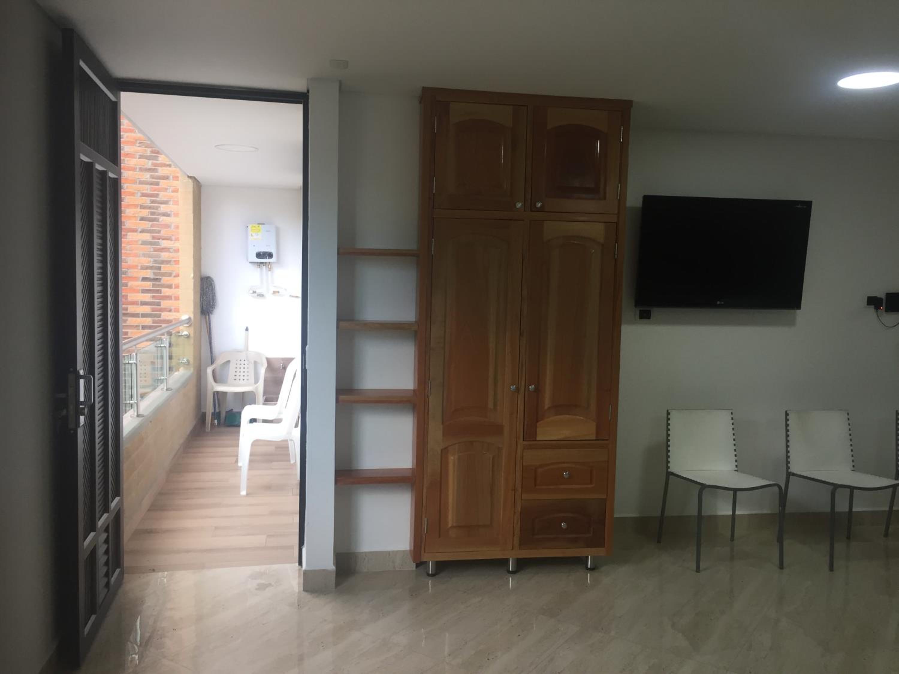 Photo 19
