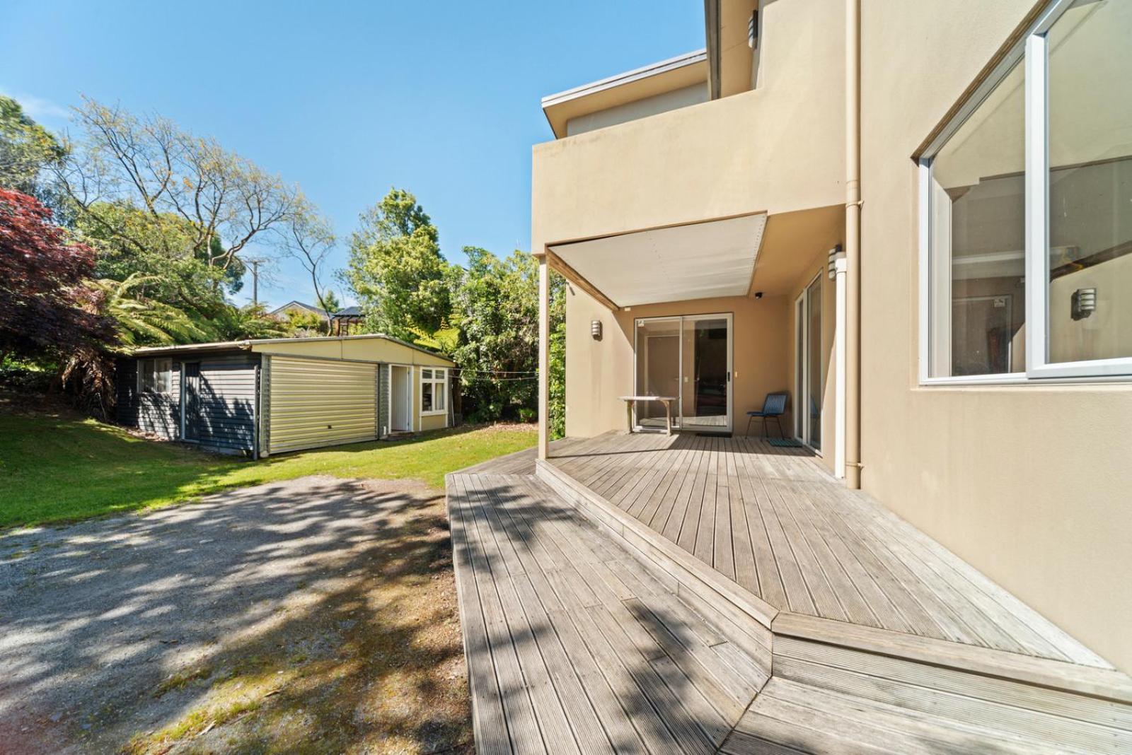 Lakeside Vistas Magic - Rainbow Point Home view 2