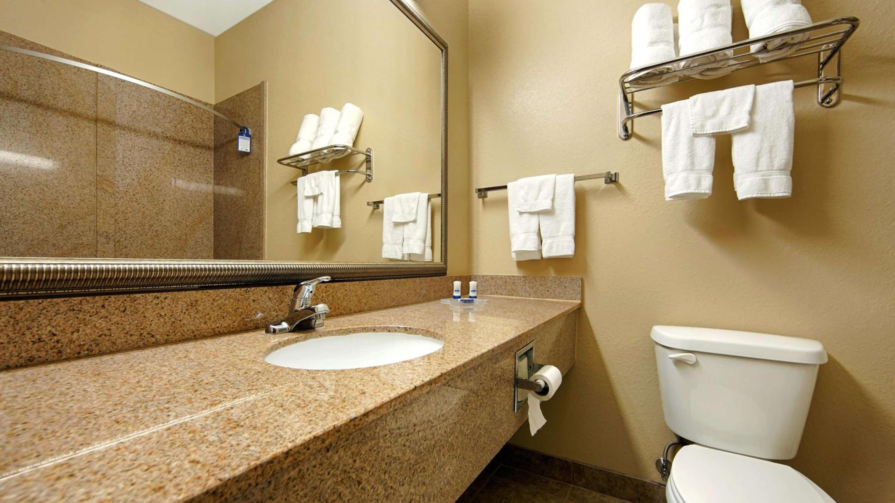 Best Western Opp Inn