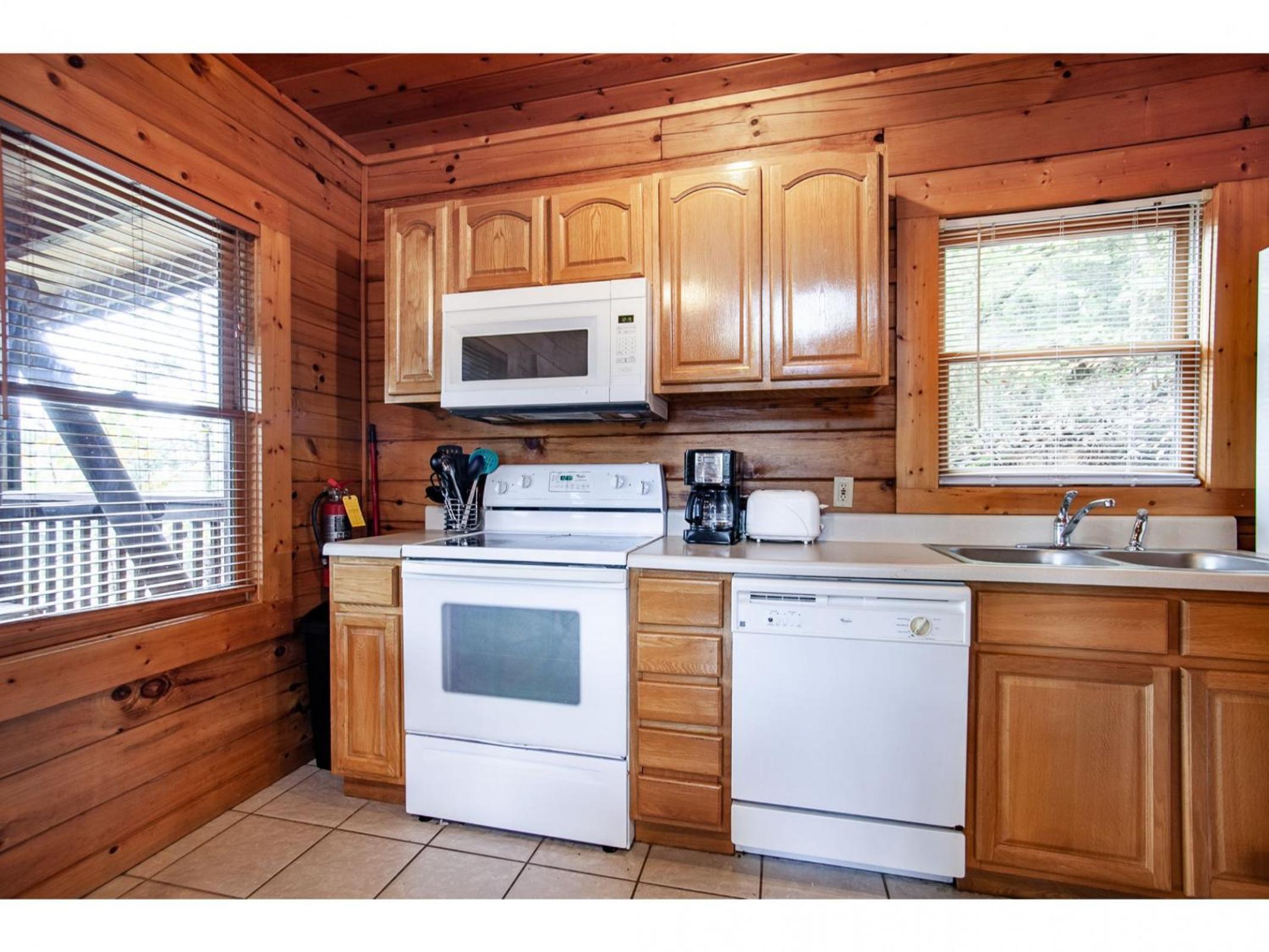 Stairway to Heaven - Hot Tub, Pool, Prime Location view 5