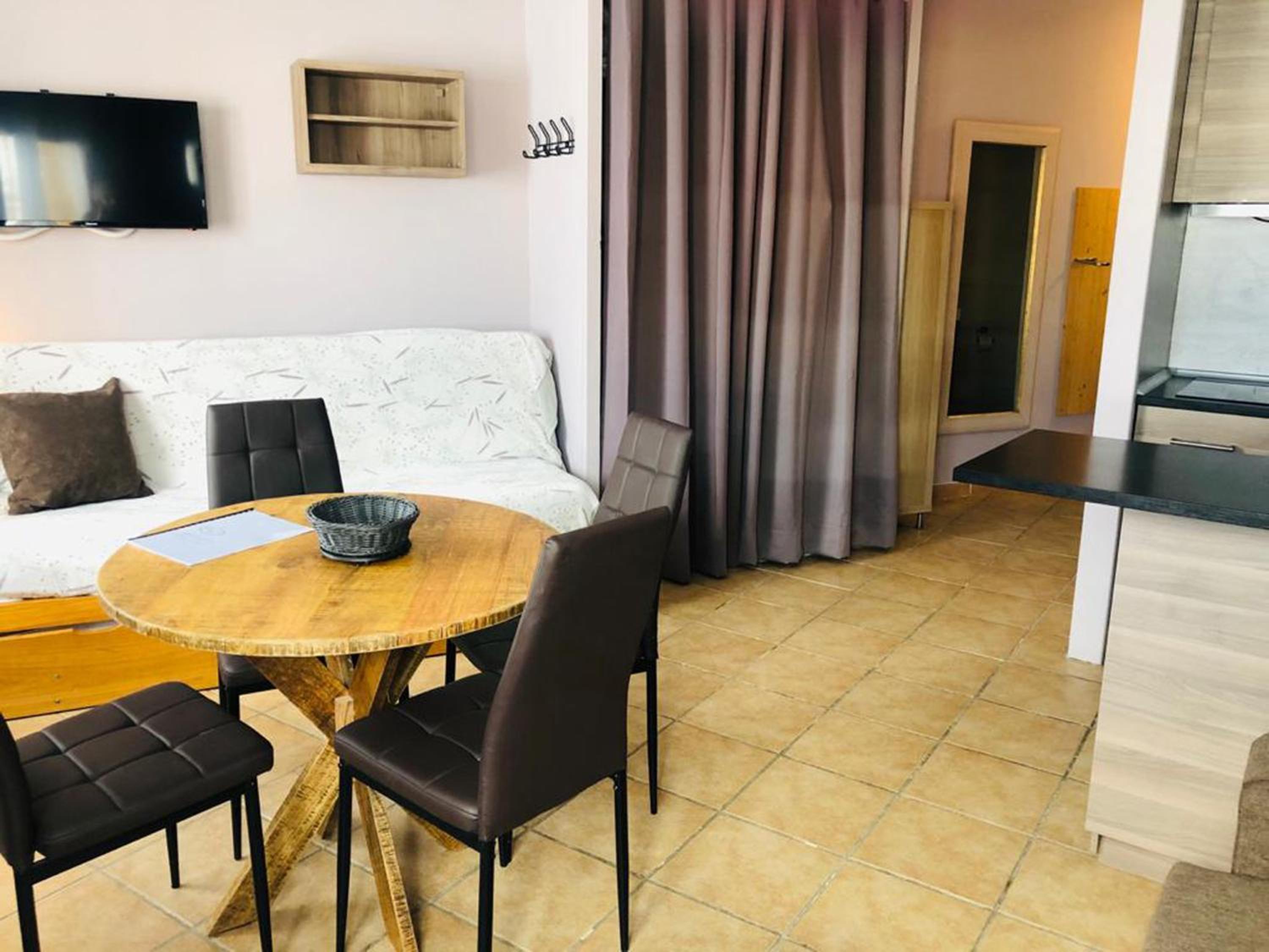 Apartamentos Pie de Pistas MIKKA