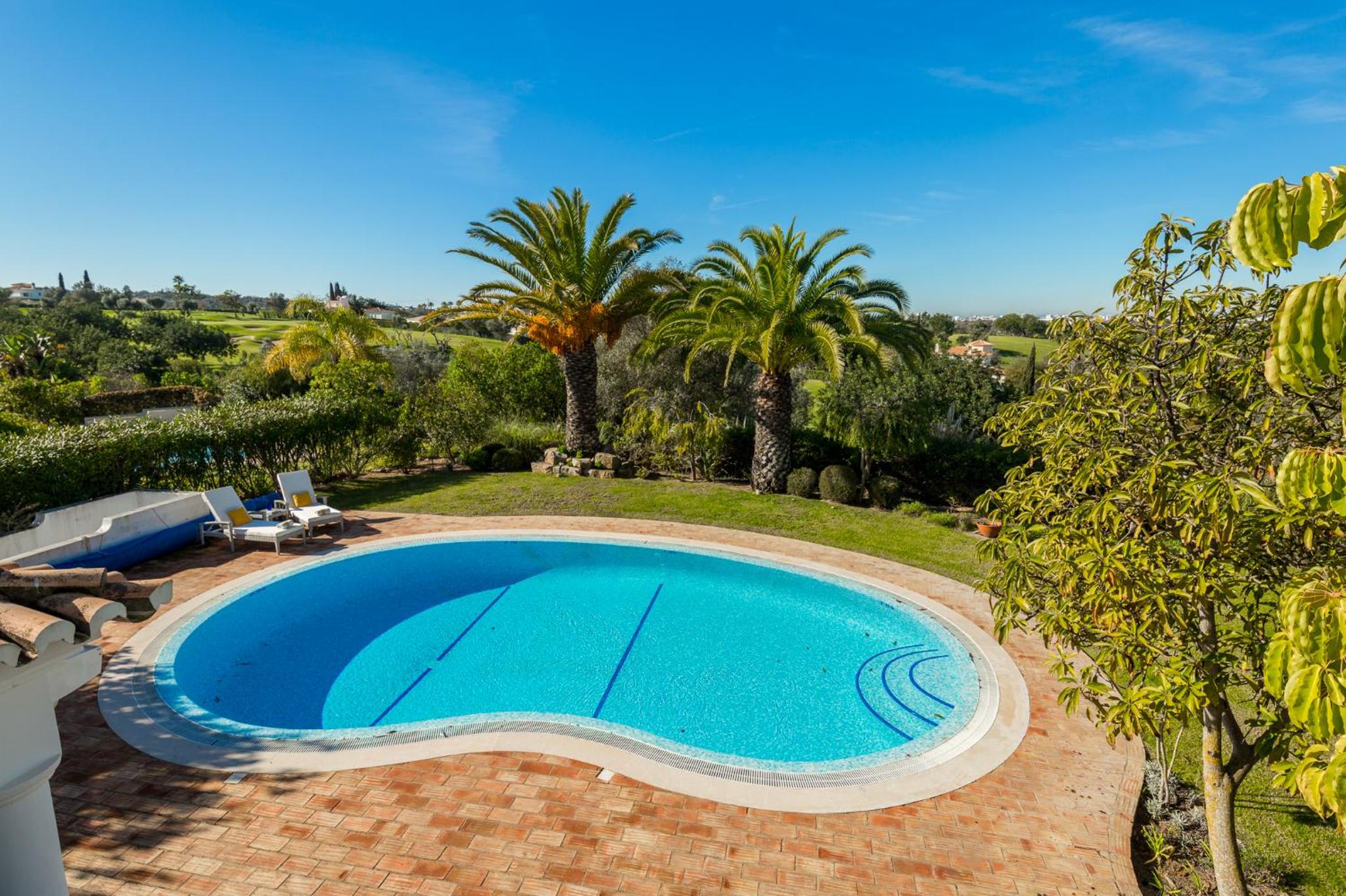 Peaceful 4BR villa on Gramacho golf resort w/ private pool view 5