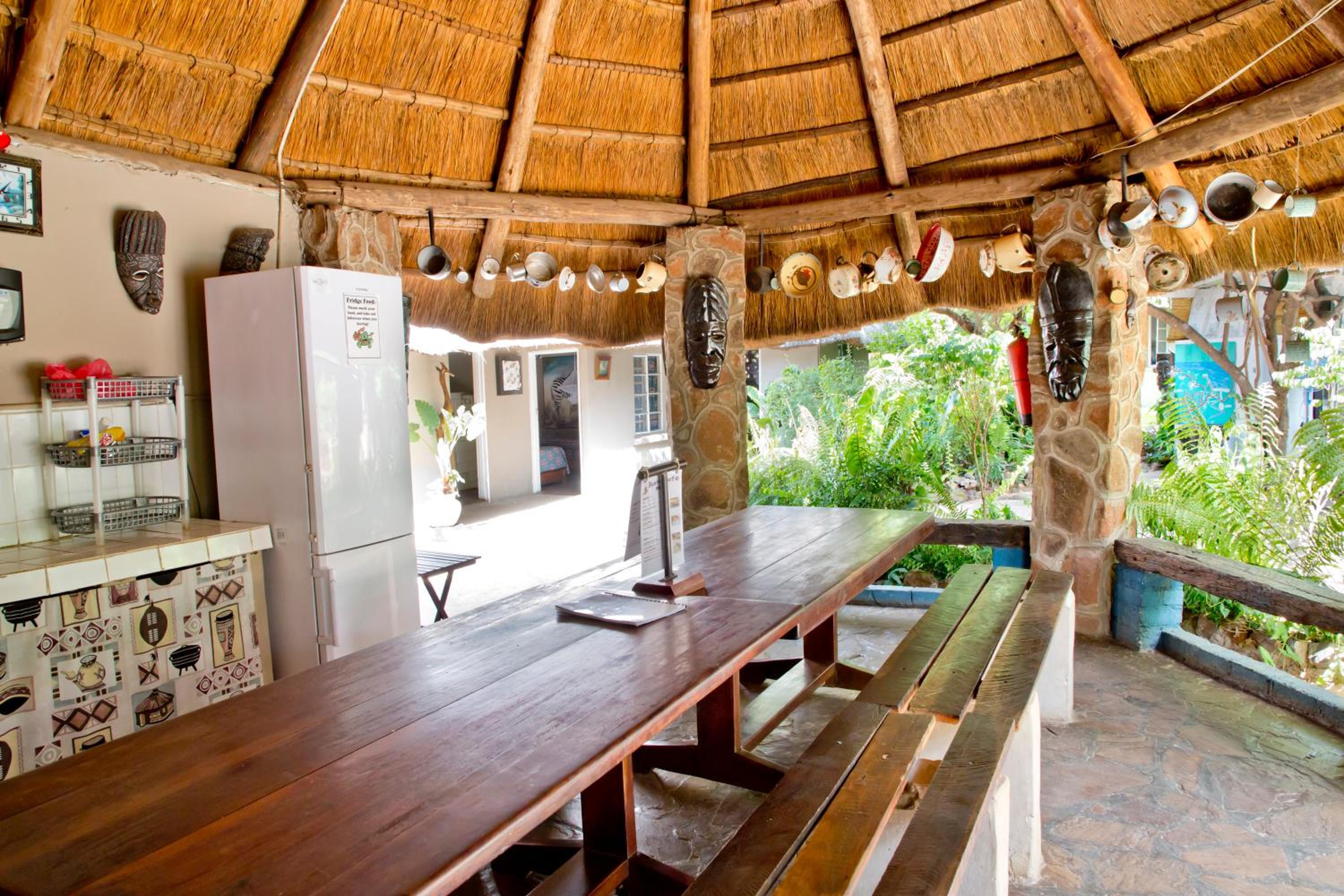Victoria Falls Backpackers Lodge