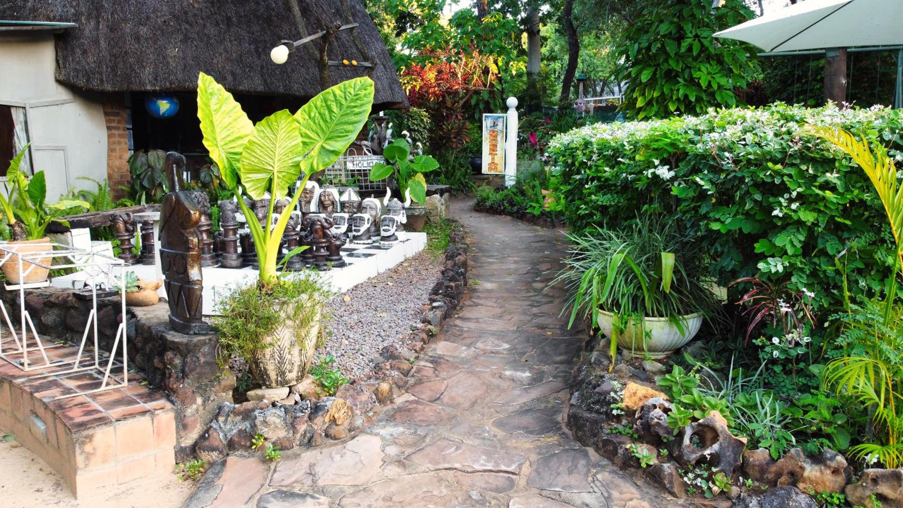 Victoria Falls Backpackers Lodge