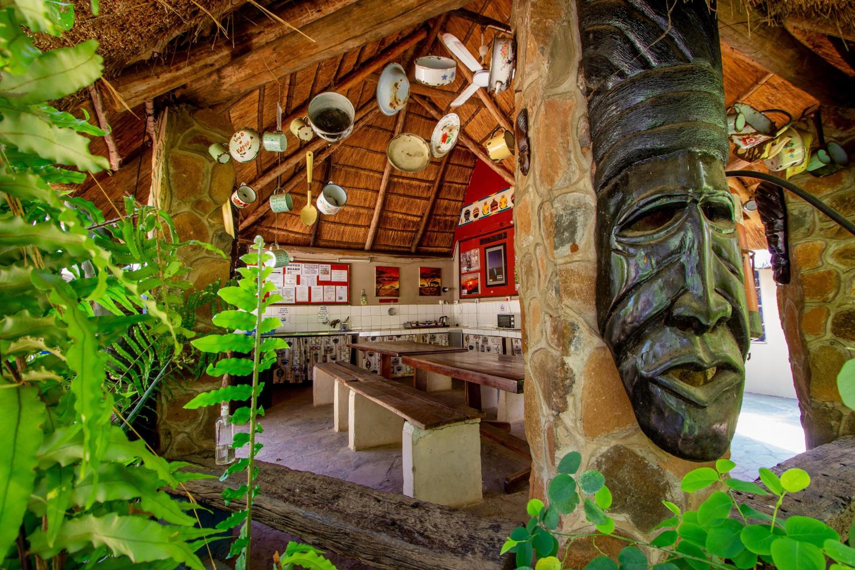 Victoria Falls Backpackers Lodge