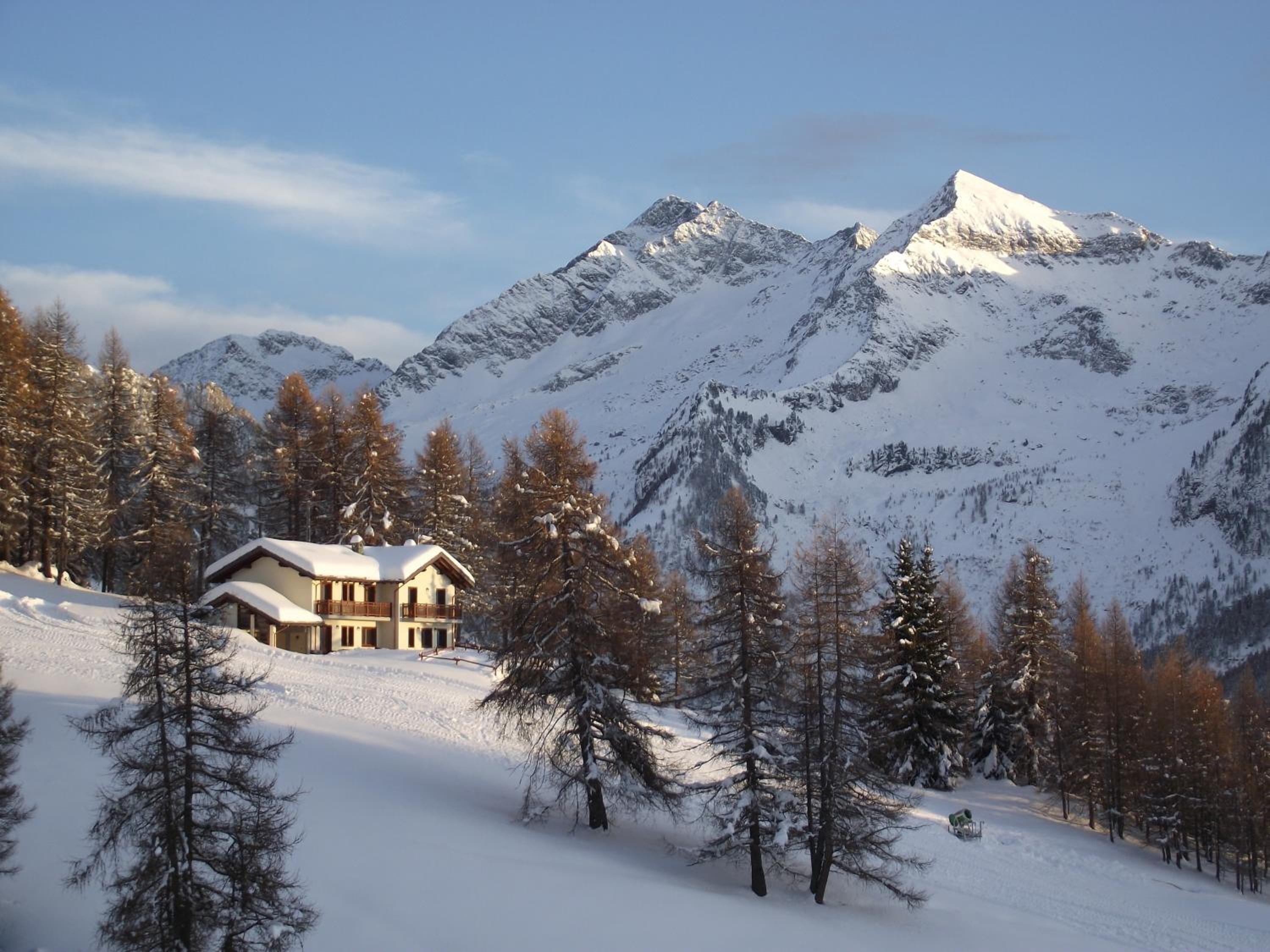 Le Coin des Mélèzes - SKI, NATURE & TREK - camere in baita di montagna view 2