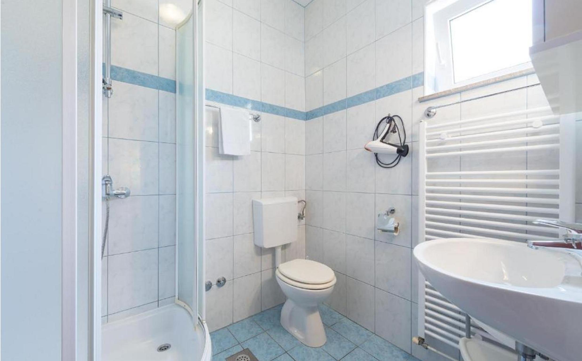 Villa Borna Apartments with Free Parking photo 11 of 42