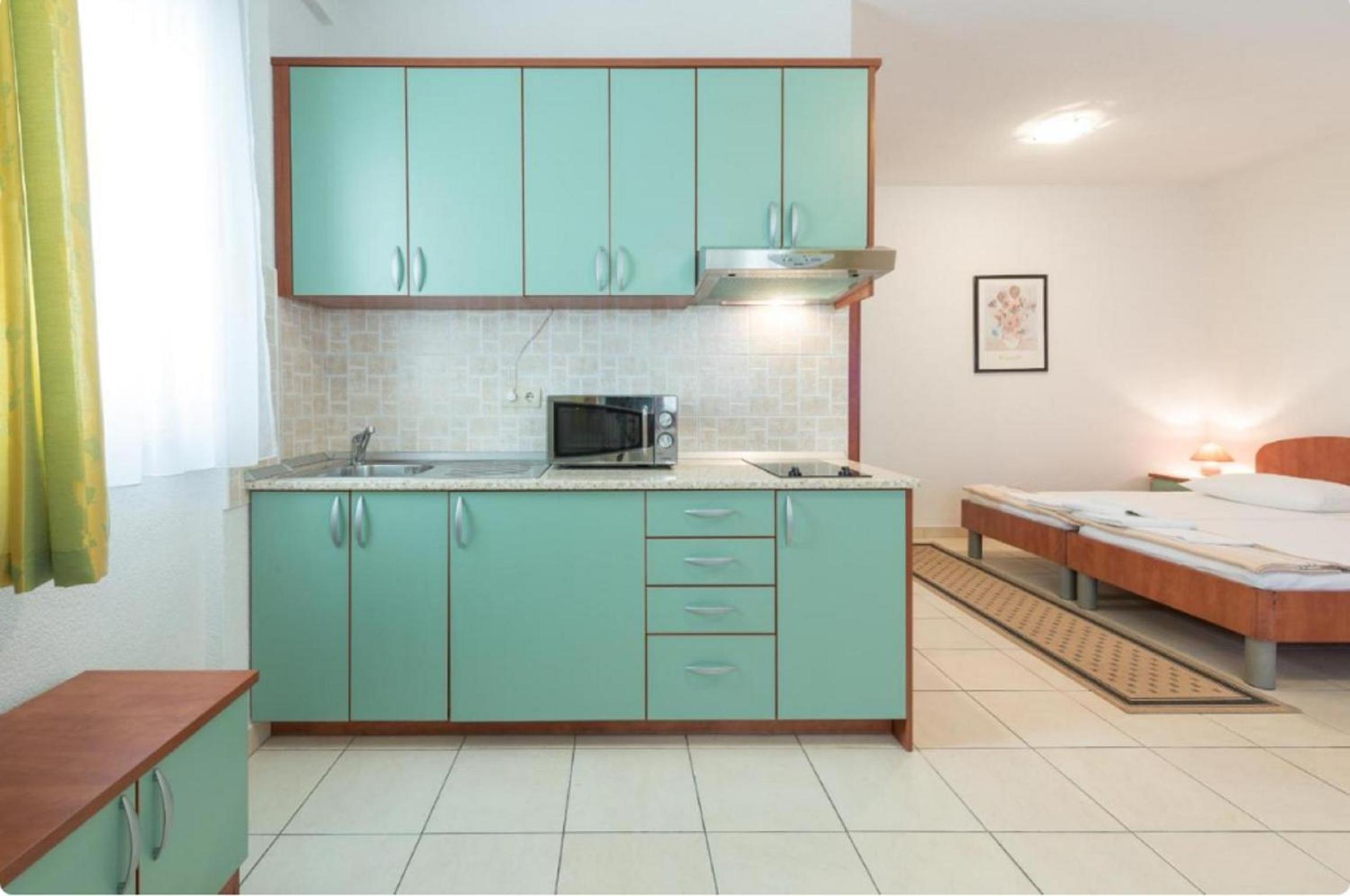 Villa Borna Apartments with Free Parking photo 26 of 42
