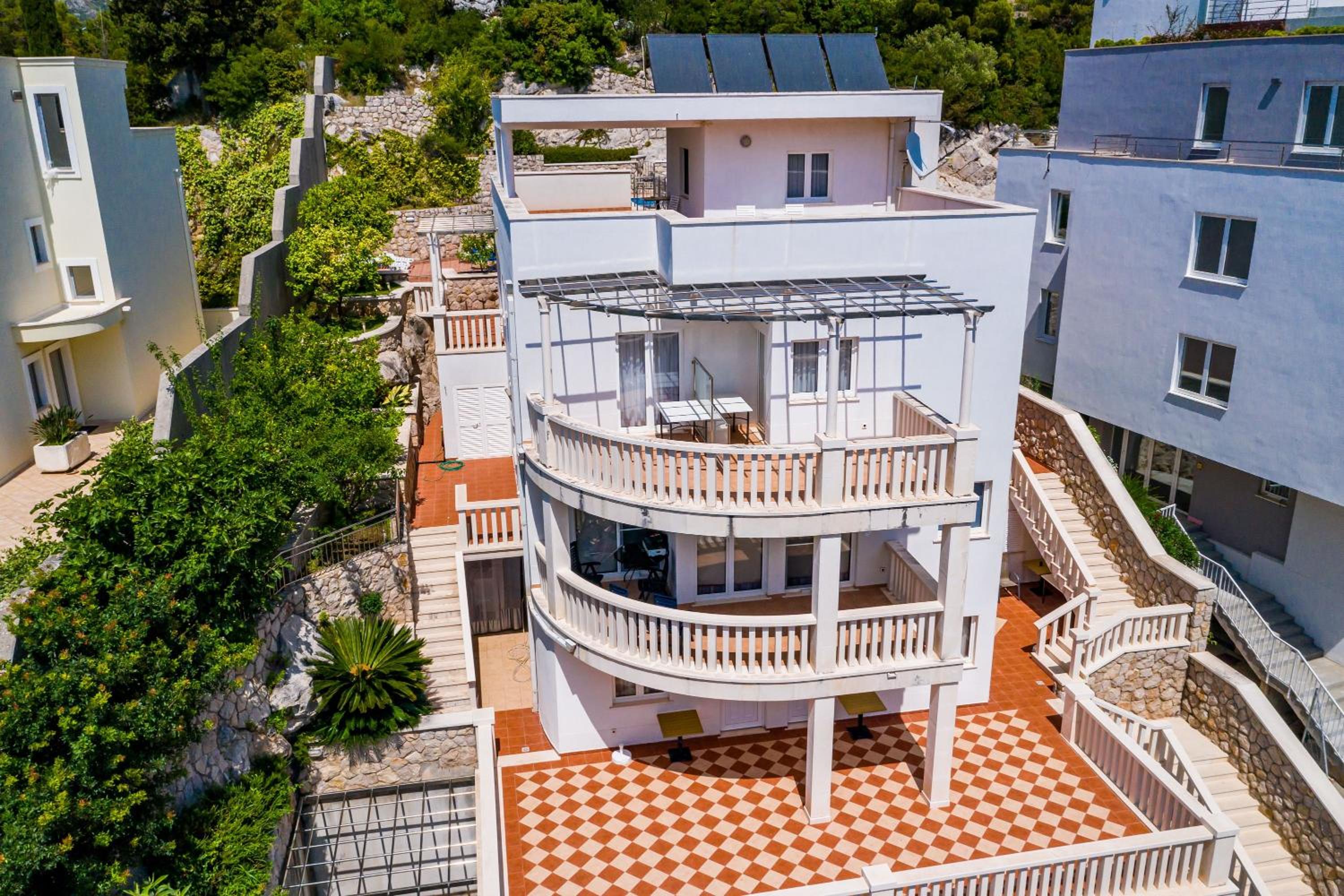 Villa Borna Apartments with Free Parking photo 38 of 42