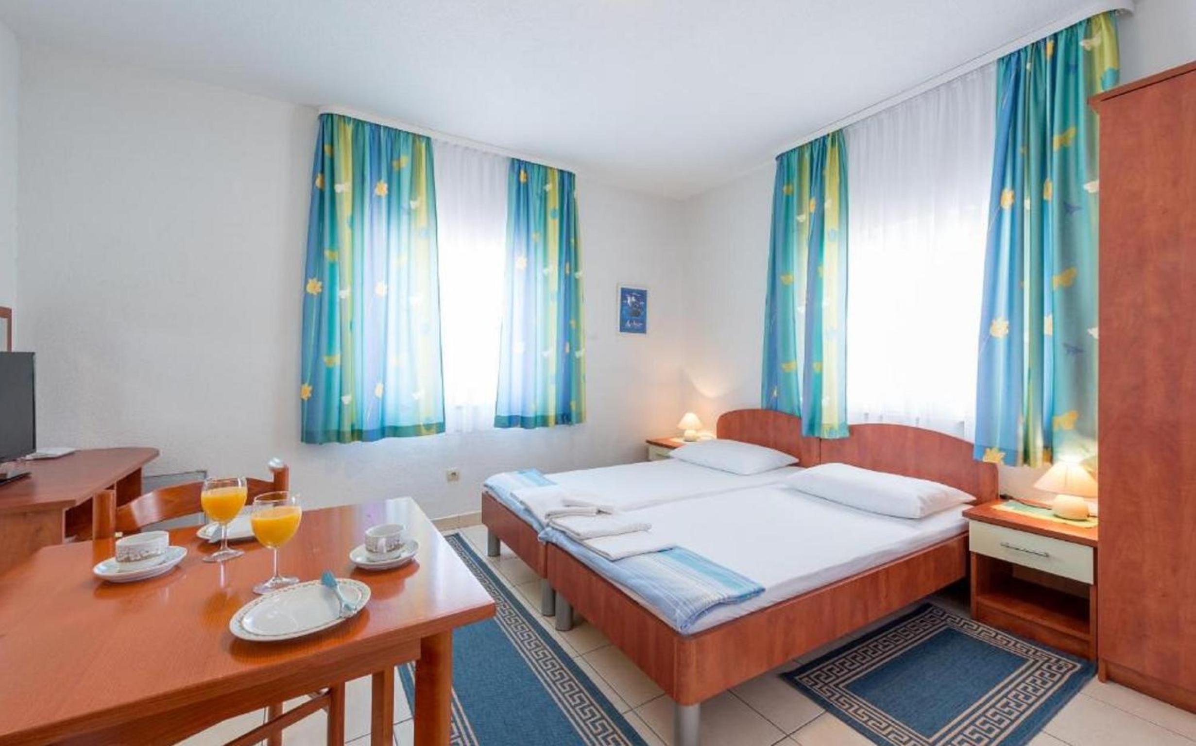 Villa Borna Apartments with Free Parking photo 39 of 42