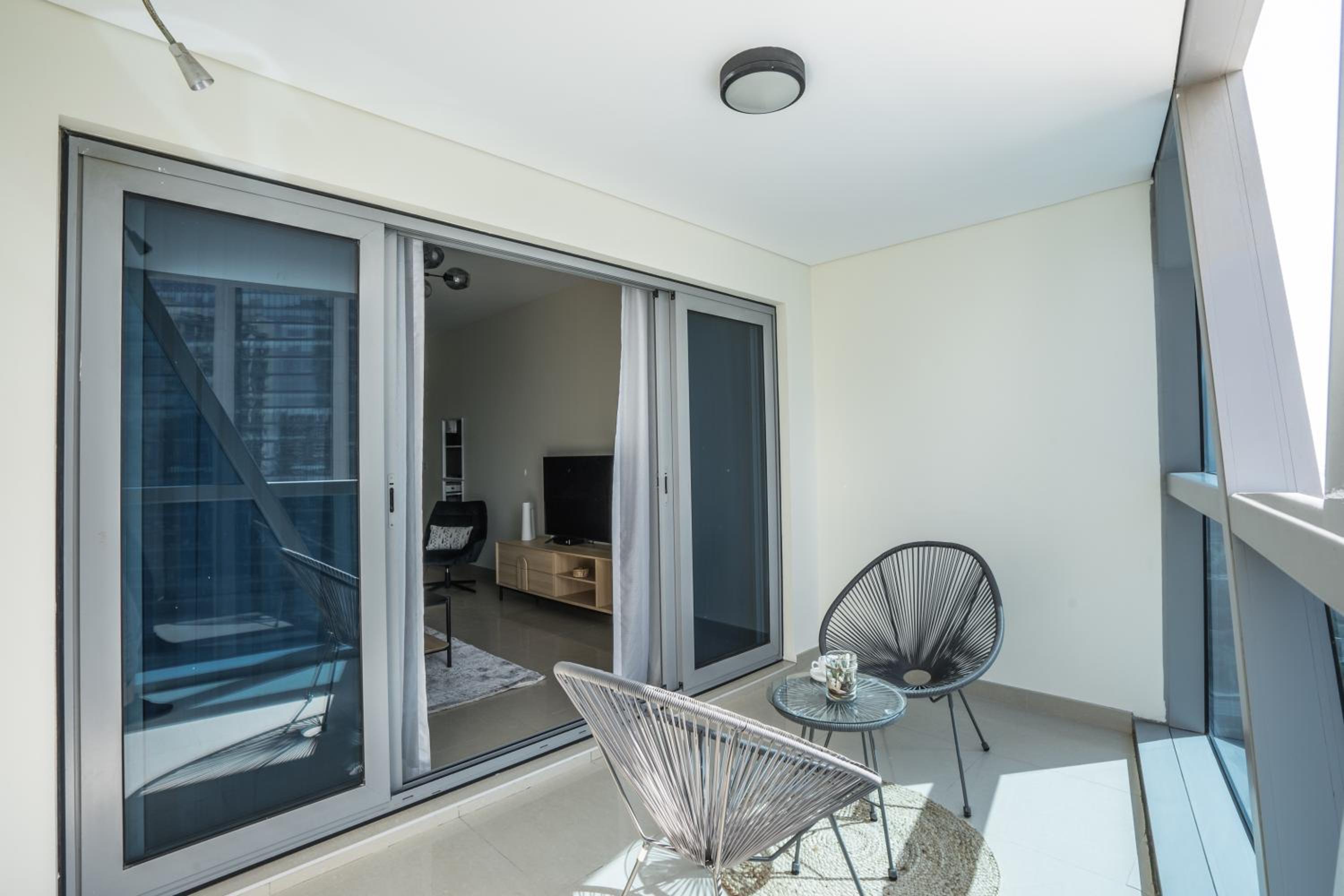 HiGuests - Luxury Apartment in the Iconic Park Towers — Dubai photo 3