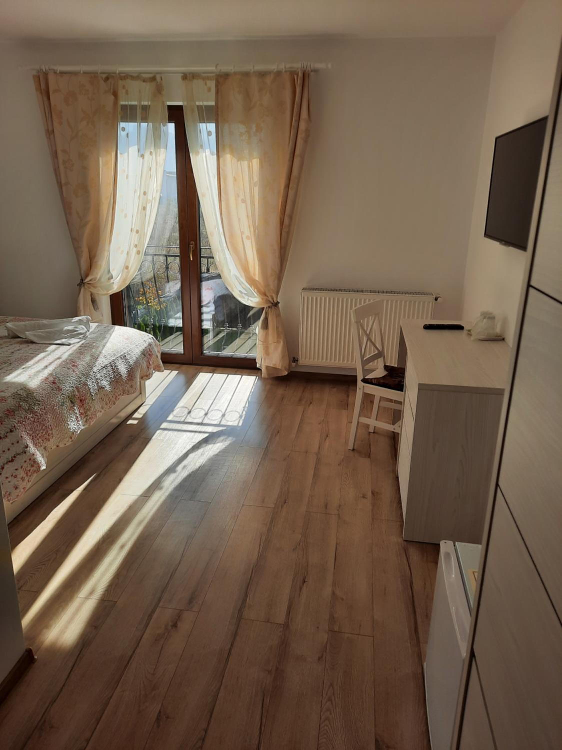 Photo 43