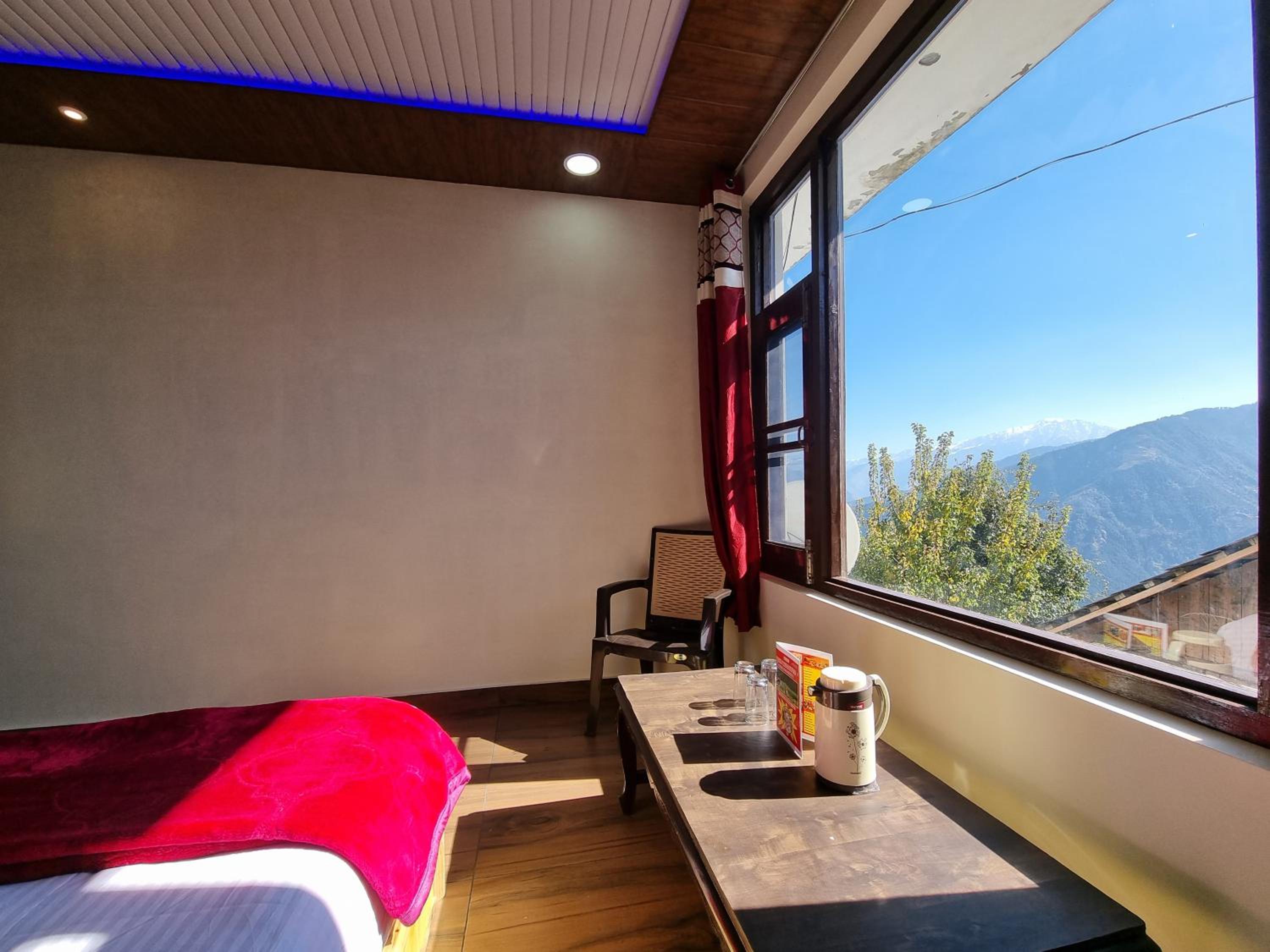 Grand Kailash view homestay -near Khajjiar