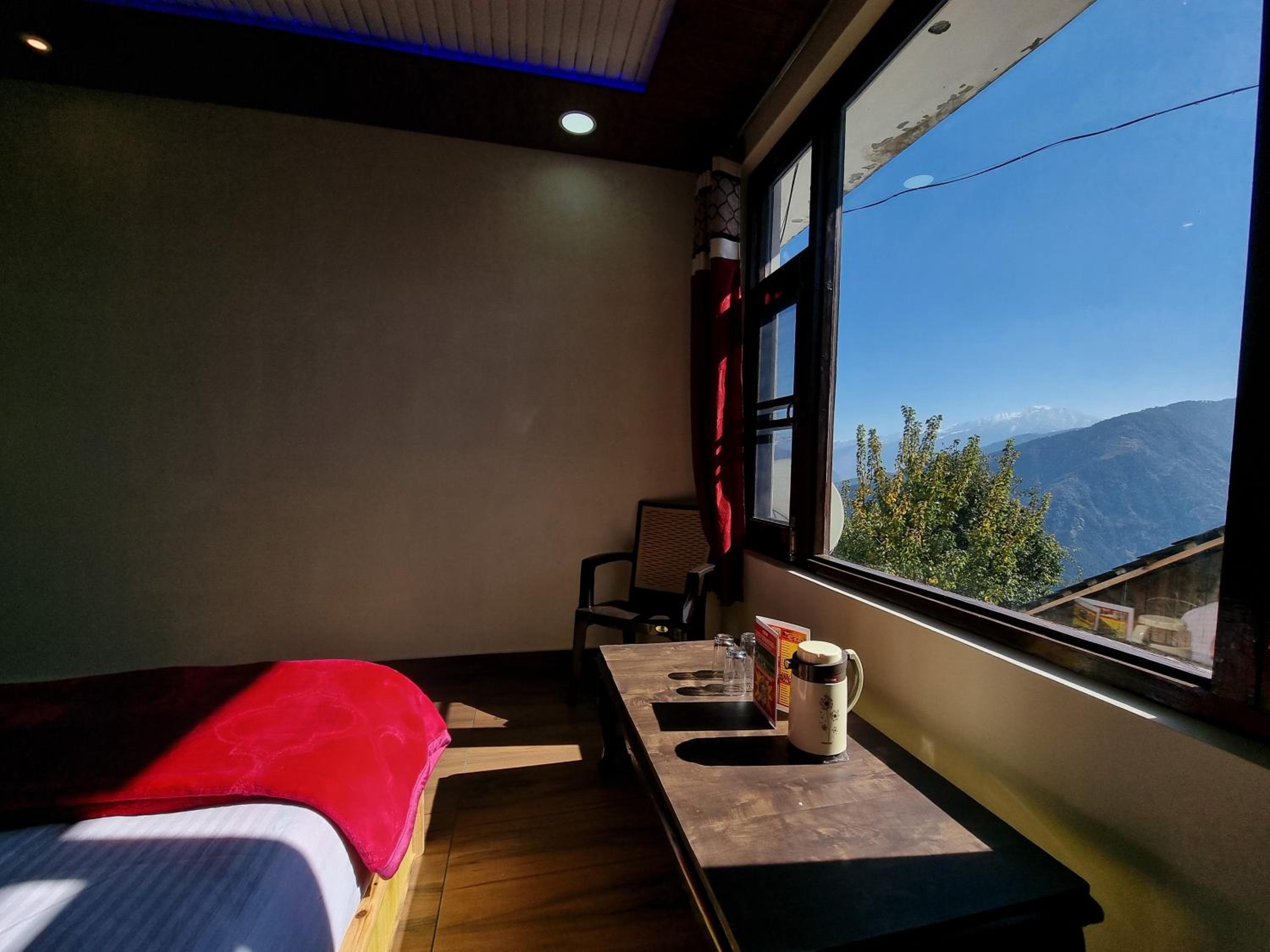 Grand Kailash view homestay -near Khajjiar