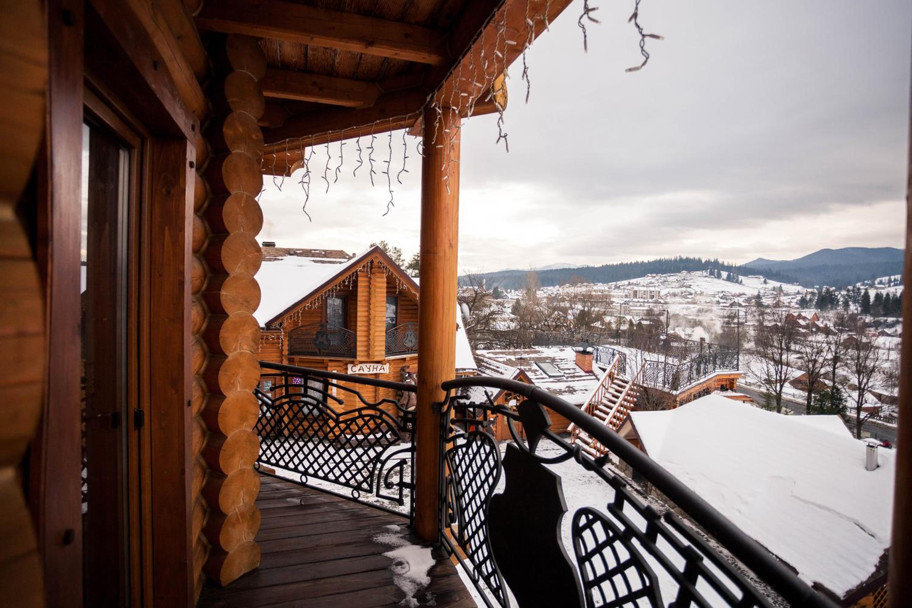 Photo 103