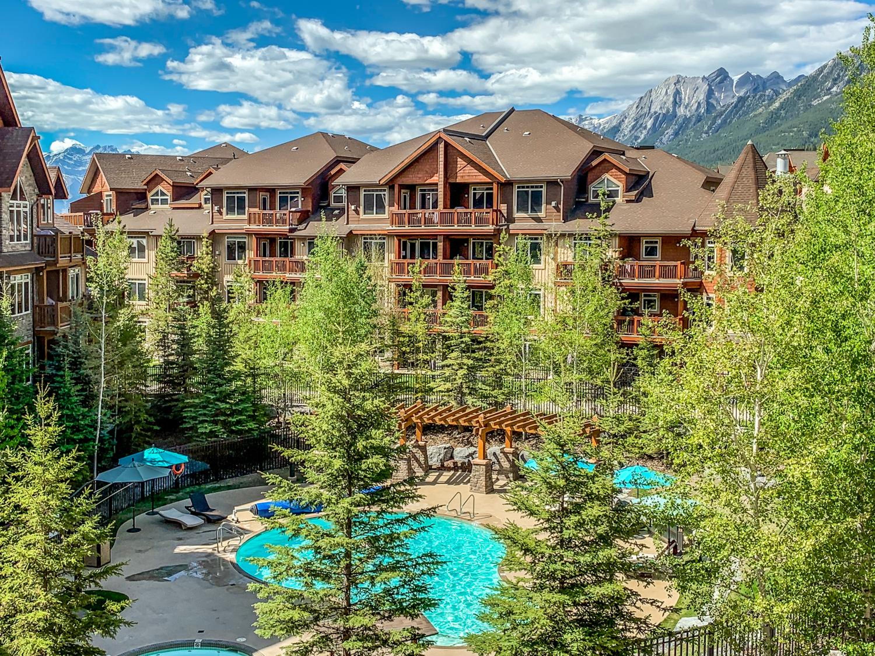 Stoneridge Mountain Resort managed by Little Sister Getaways