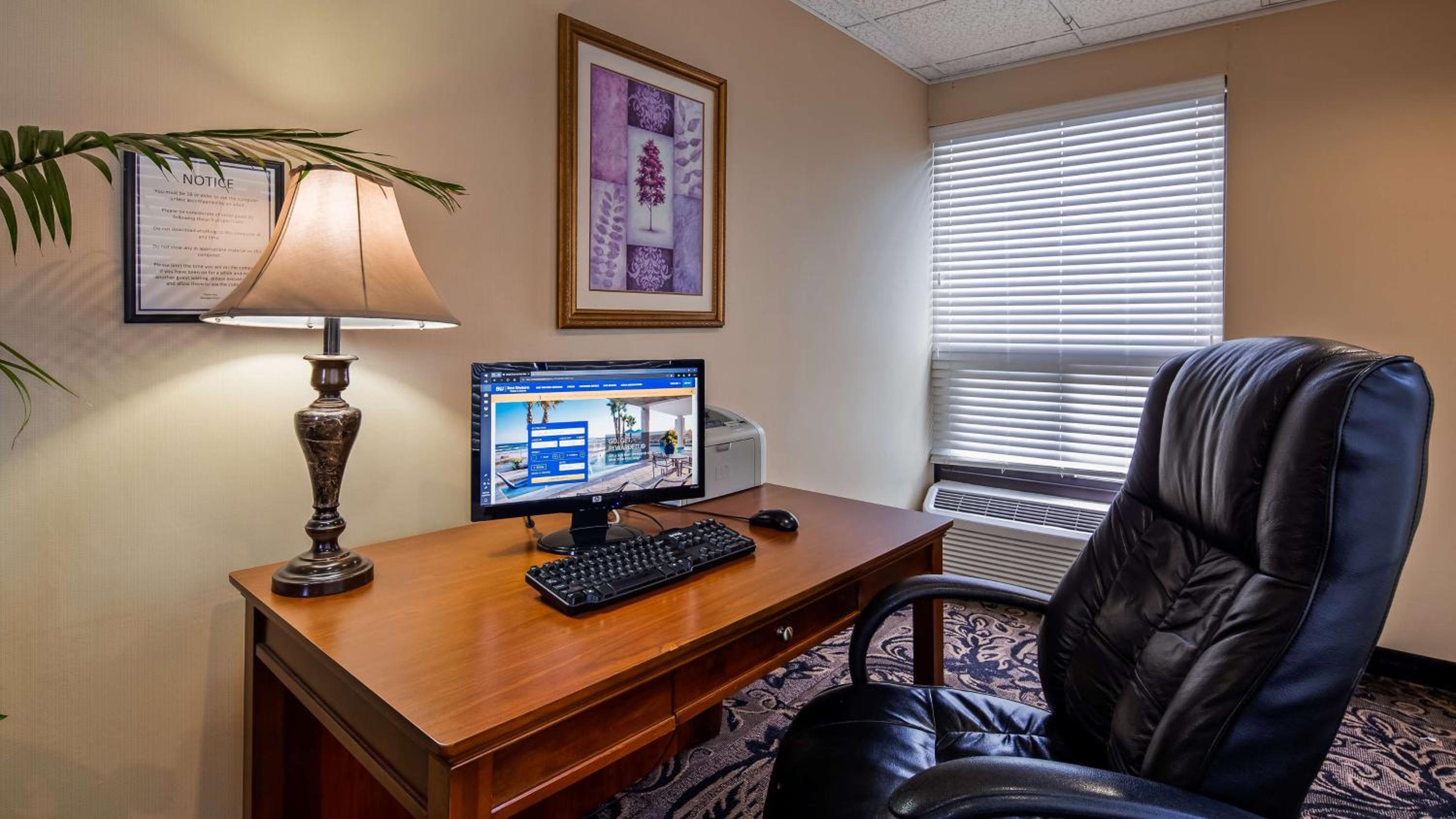 Dover Vacations - Best Western Galaxy Inn - Property Image 4