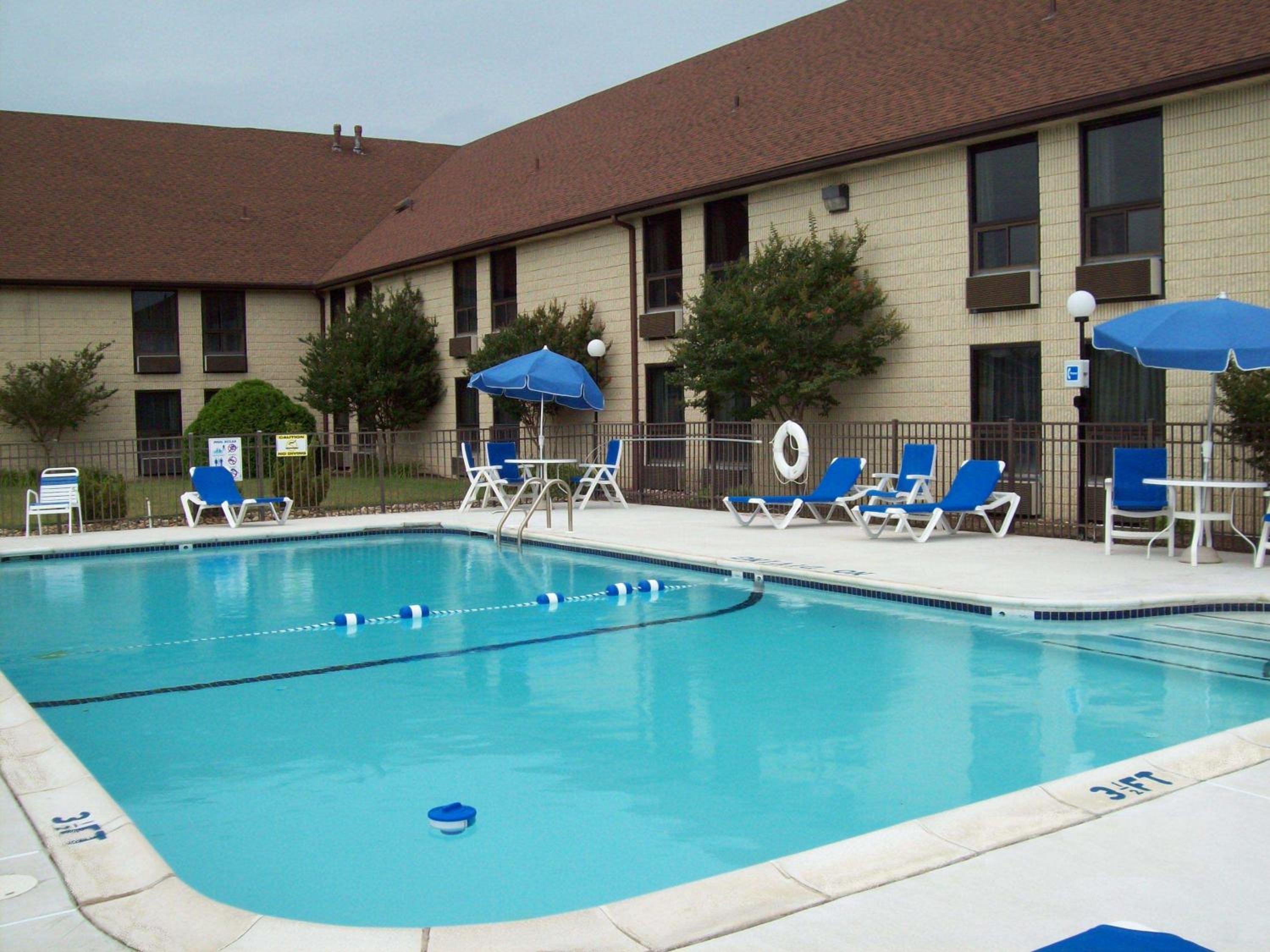 Dover Vacations - Best Western Galaxy Inn - Property Image 11
