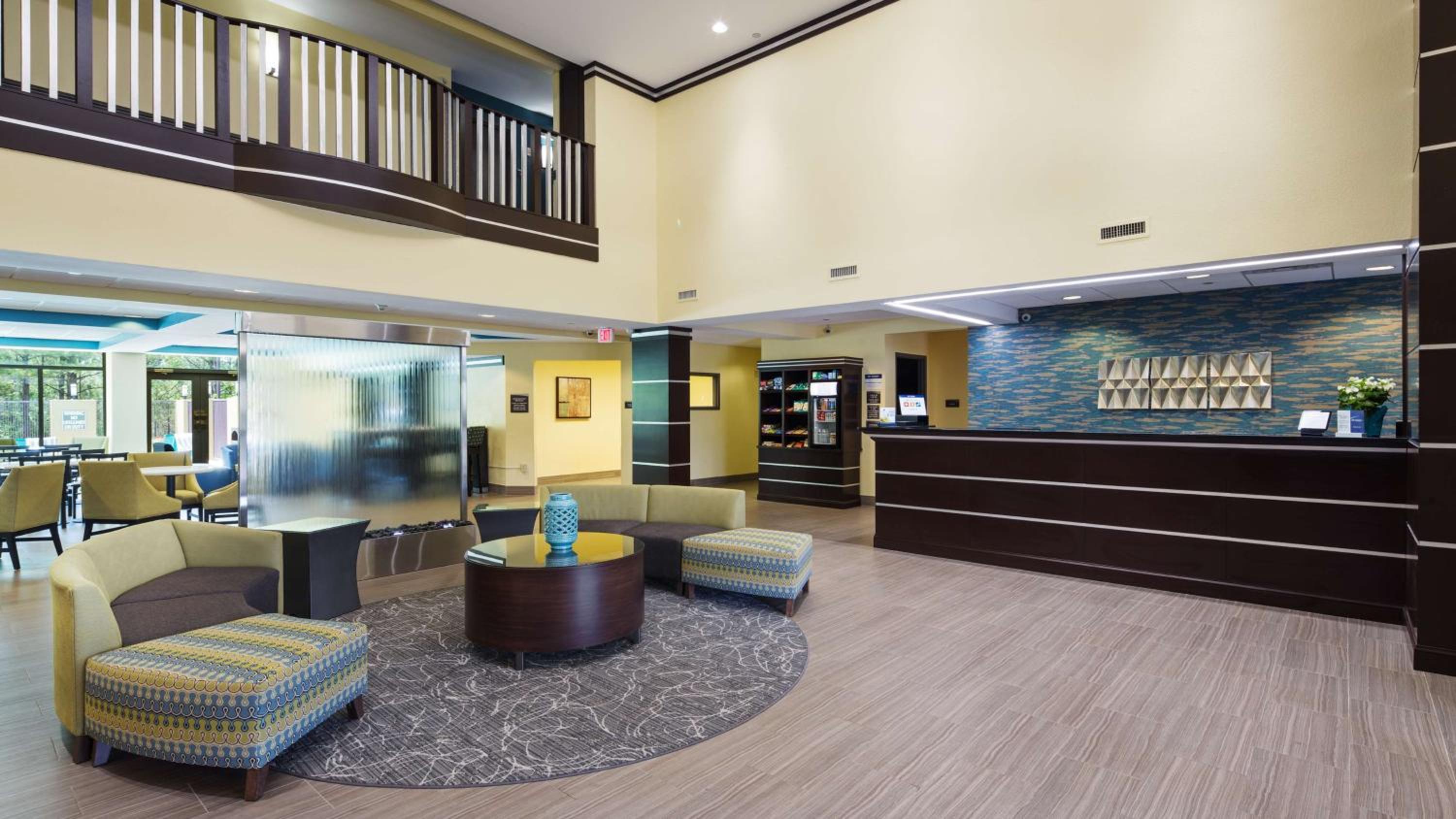 Birmingham Vacations - Best Western Plus Birmingham Inn  Suites - Property Image 3