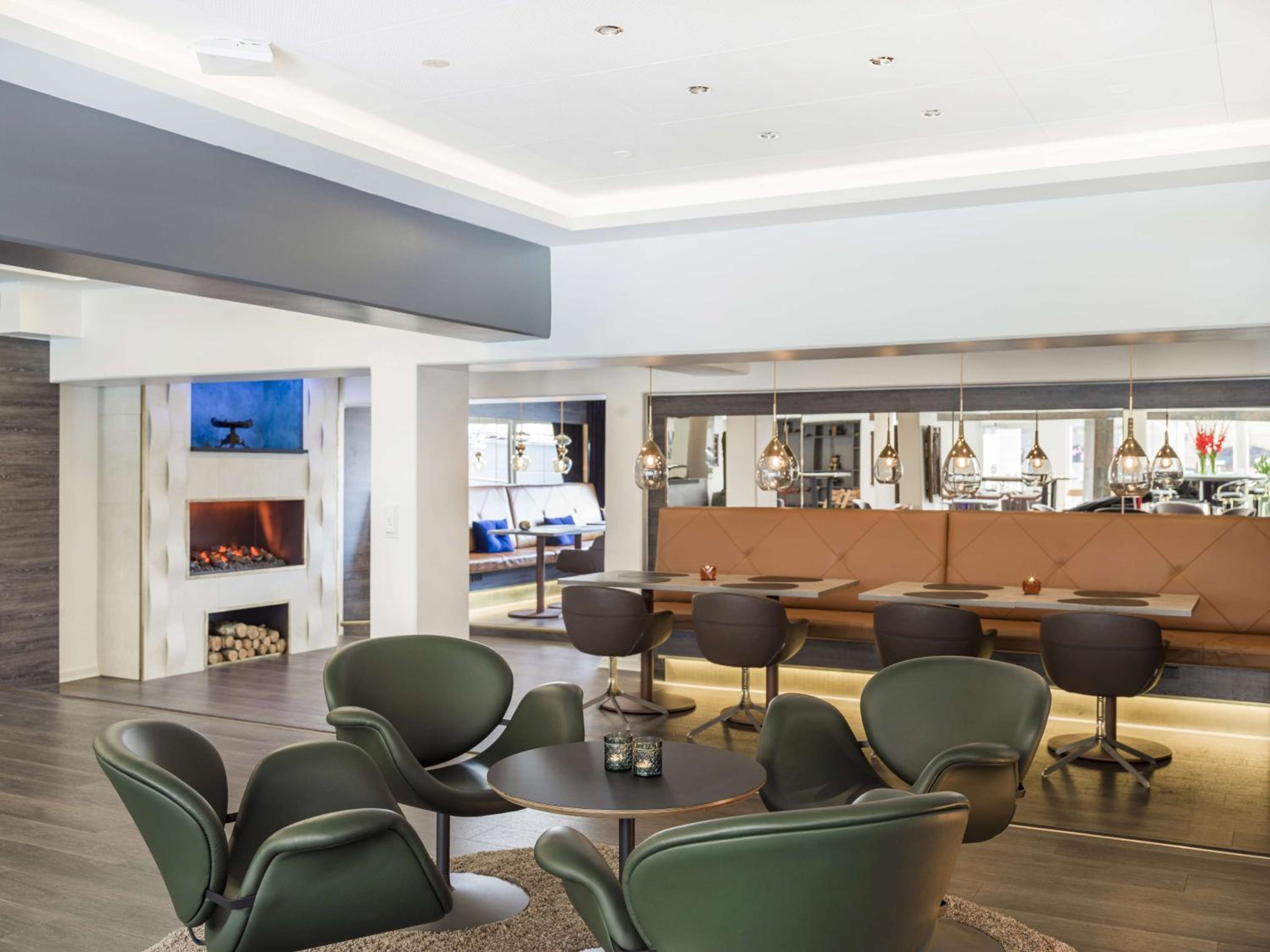 Aalborg Vacations - Radisson Blu Limfjord Hotel, Aalborg - Property Image 1