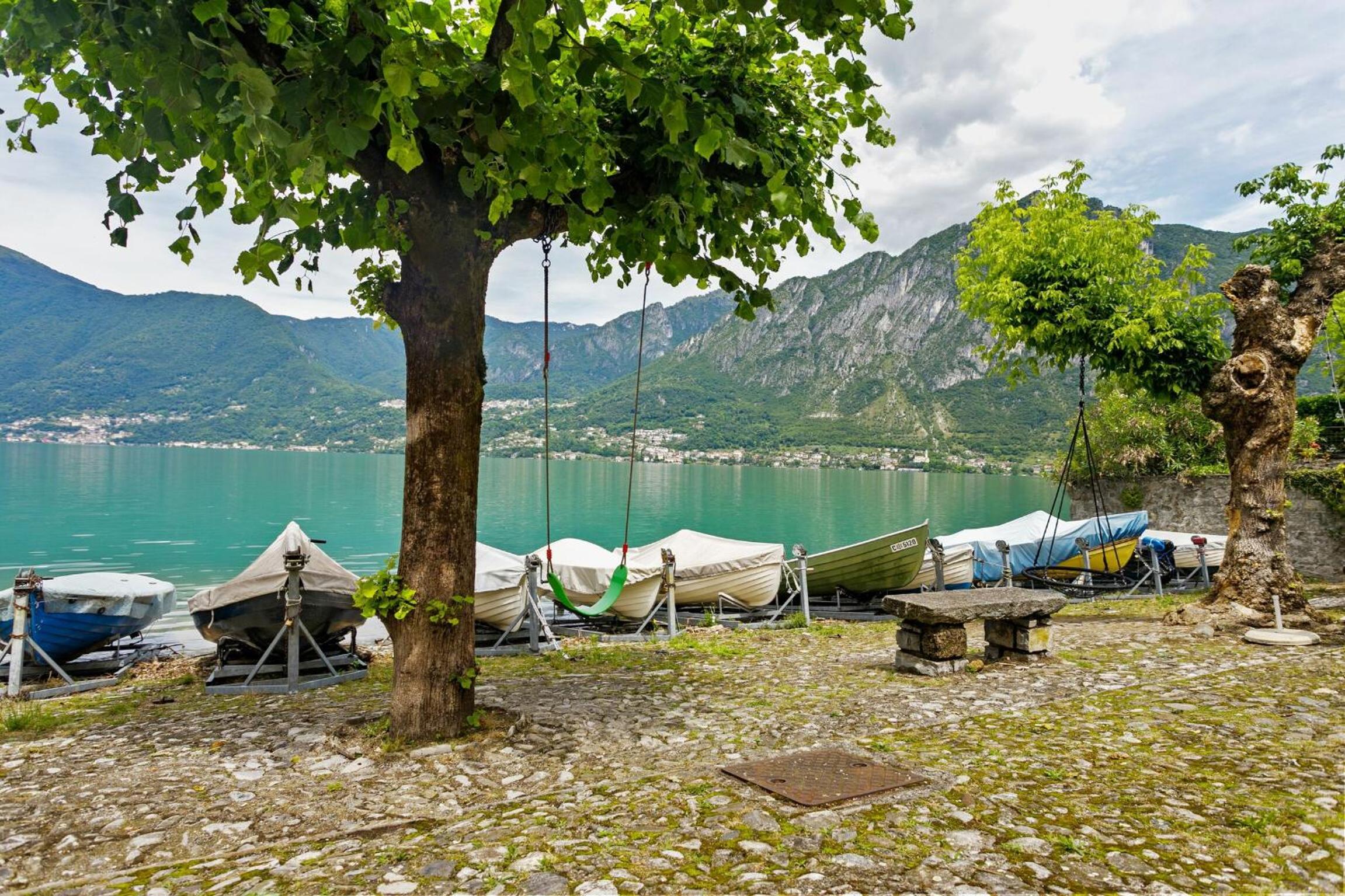 Casa Glicine On The Lake by Halldis view 5