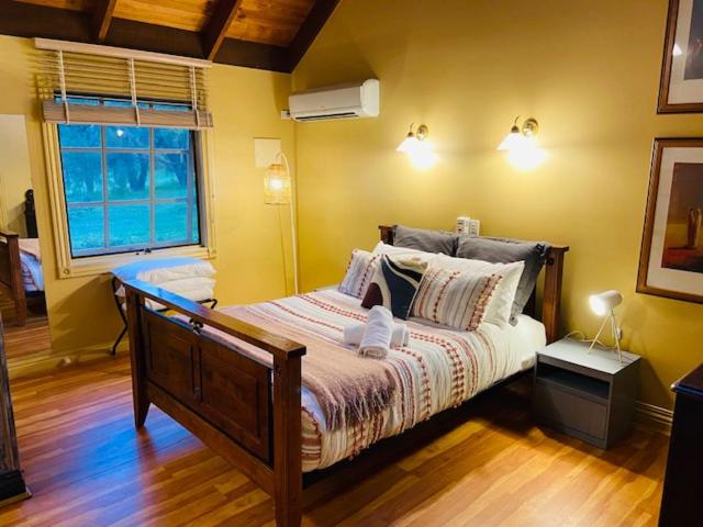 Trawool Shed Cottages, Cafe and Restaurant